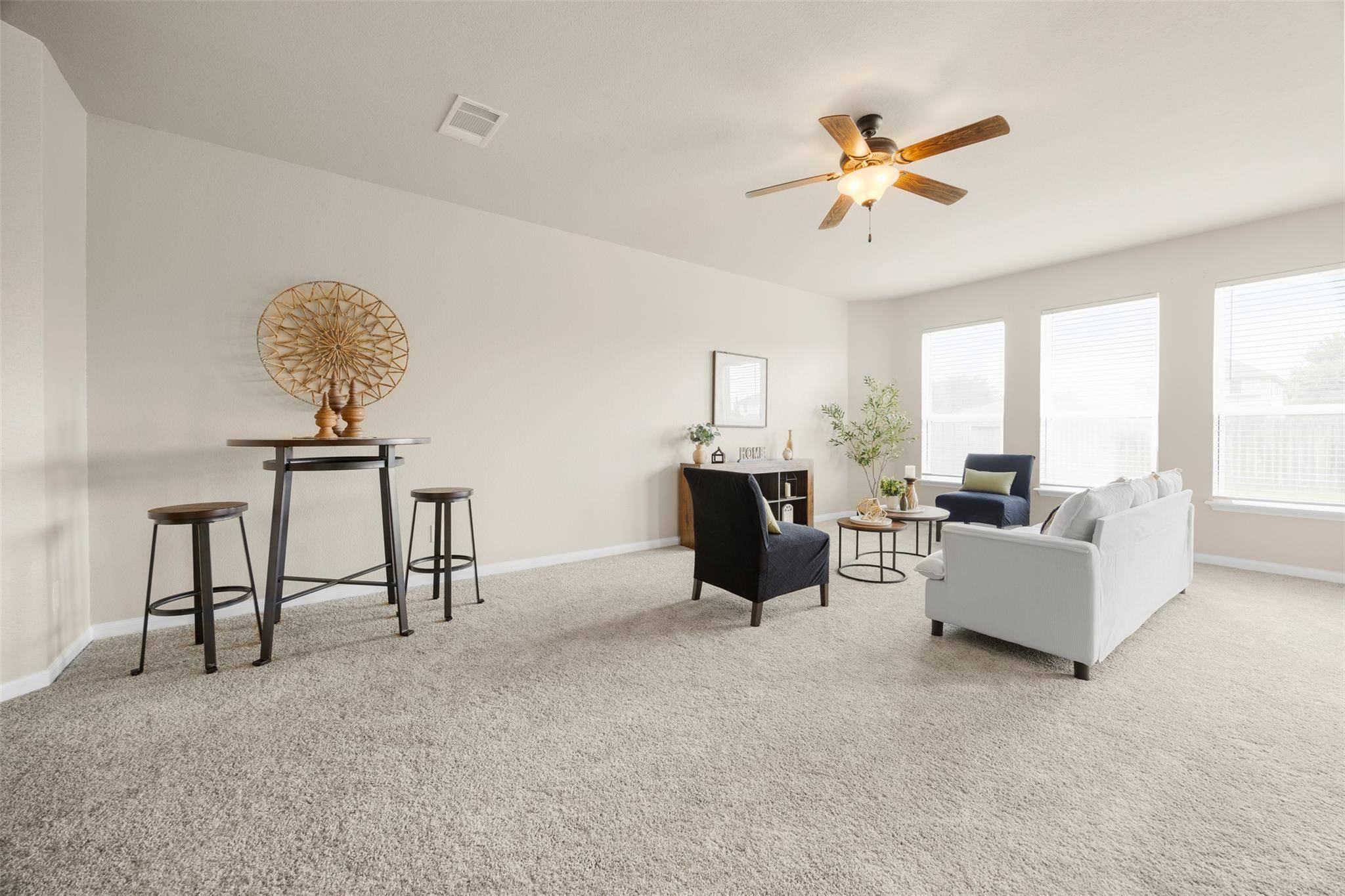 1548 Treeta TRL, Kyle, TX 78640