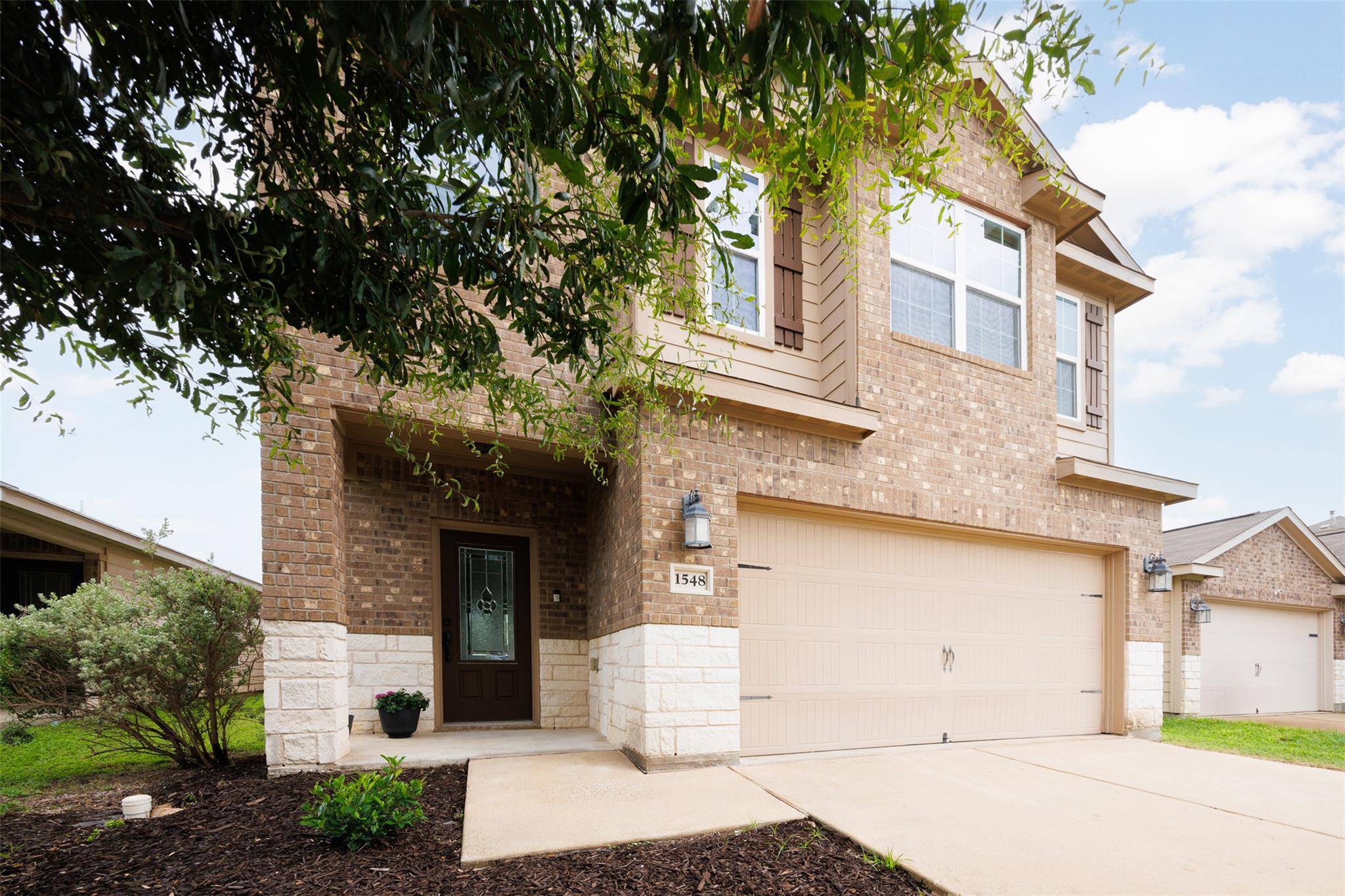 1548 Treeta TRL, Kyle, TX 78640