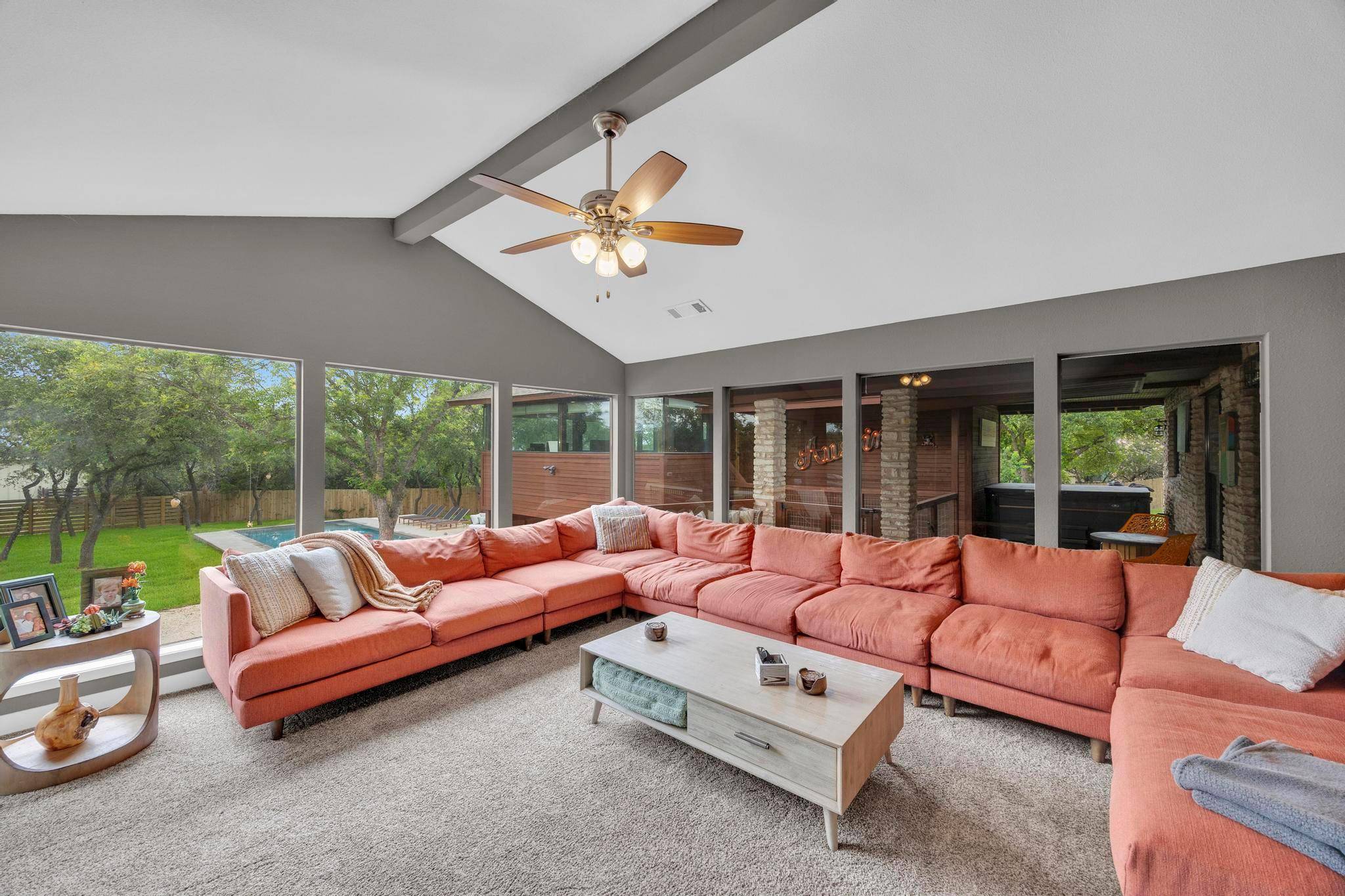 22223 Oban DR, Briarcliff, TX 78669