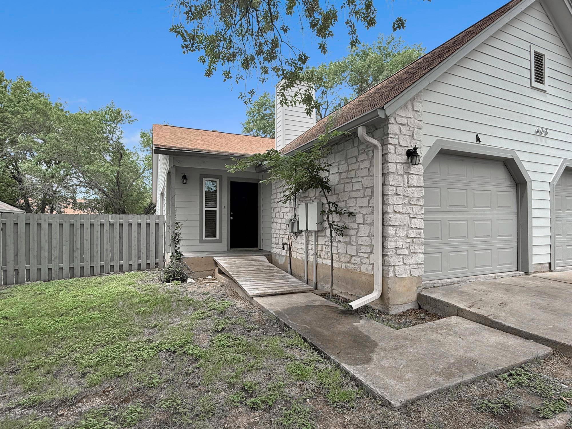 403 Fantail LOOP #A, Lakeway, TX 78734