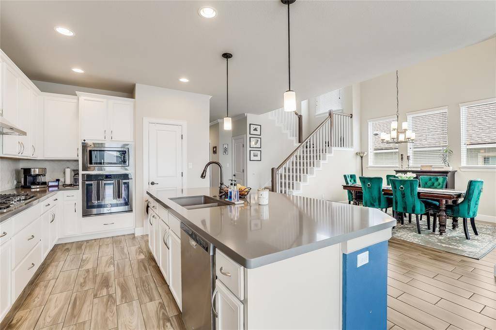 1821 Muhly Bush BND, Leander, TX 78641
