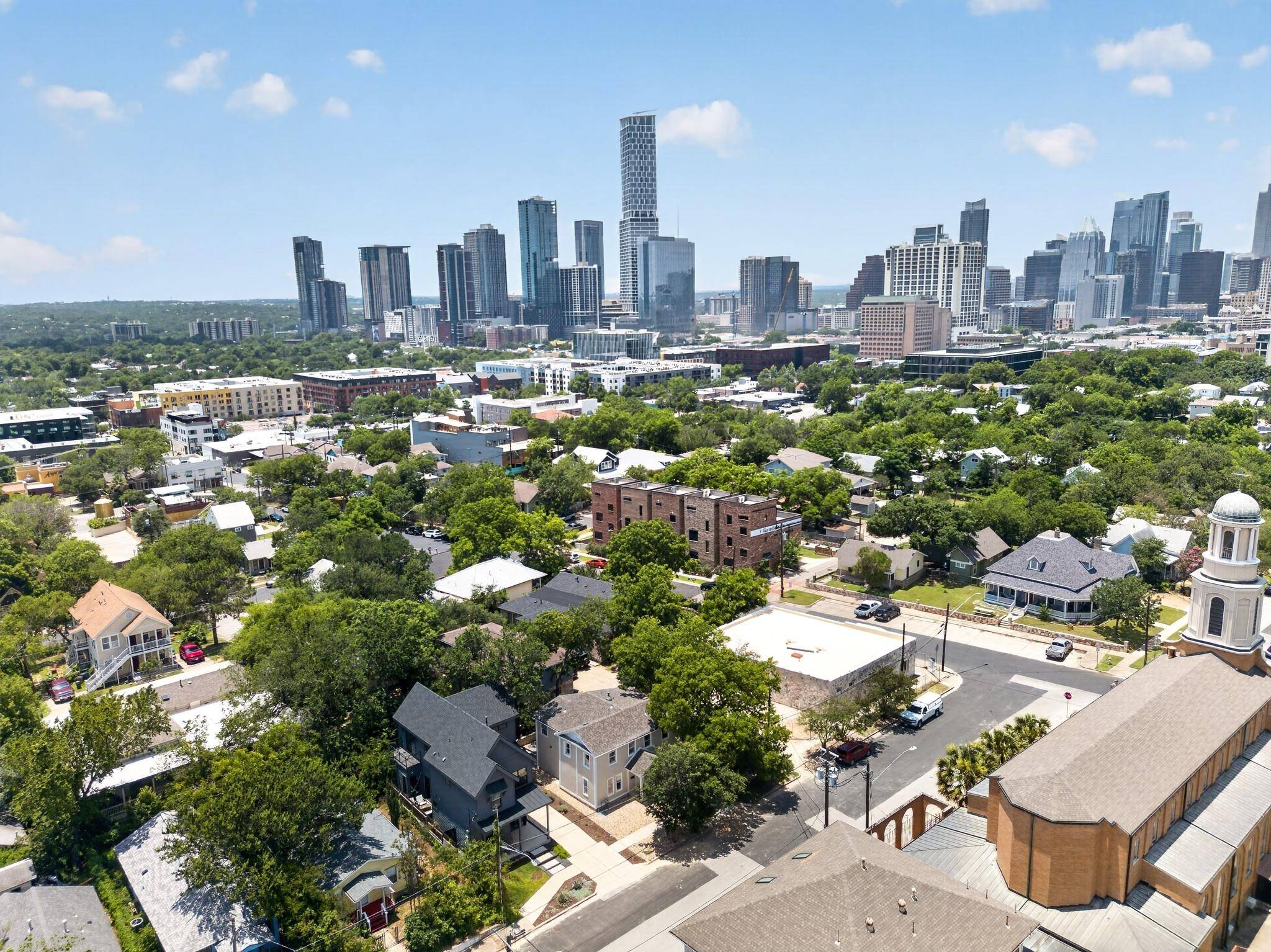 1205 E 9th ST, Austin, TX 78702