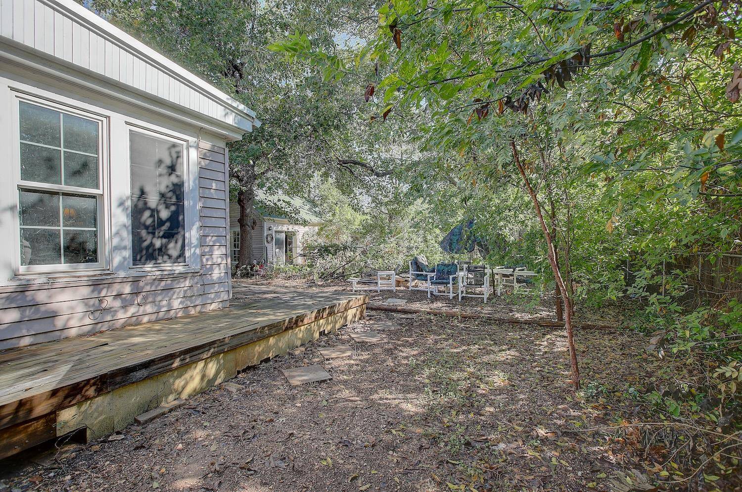 905 S Walnut ST, Georgetown, TX 78626
