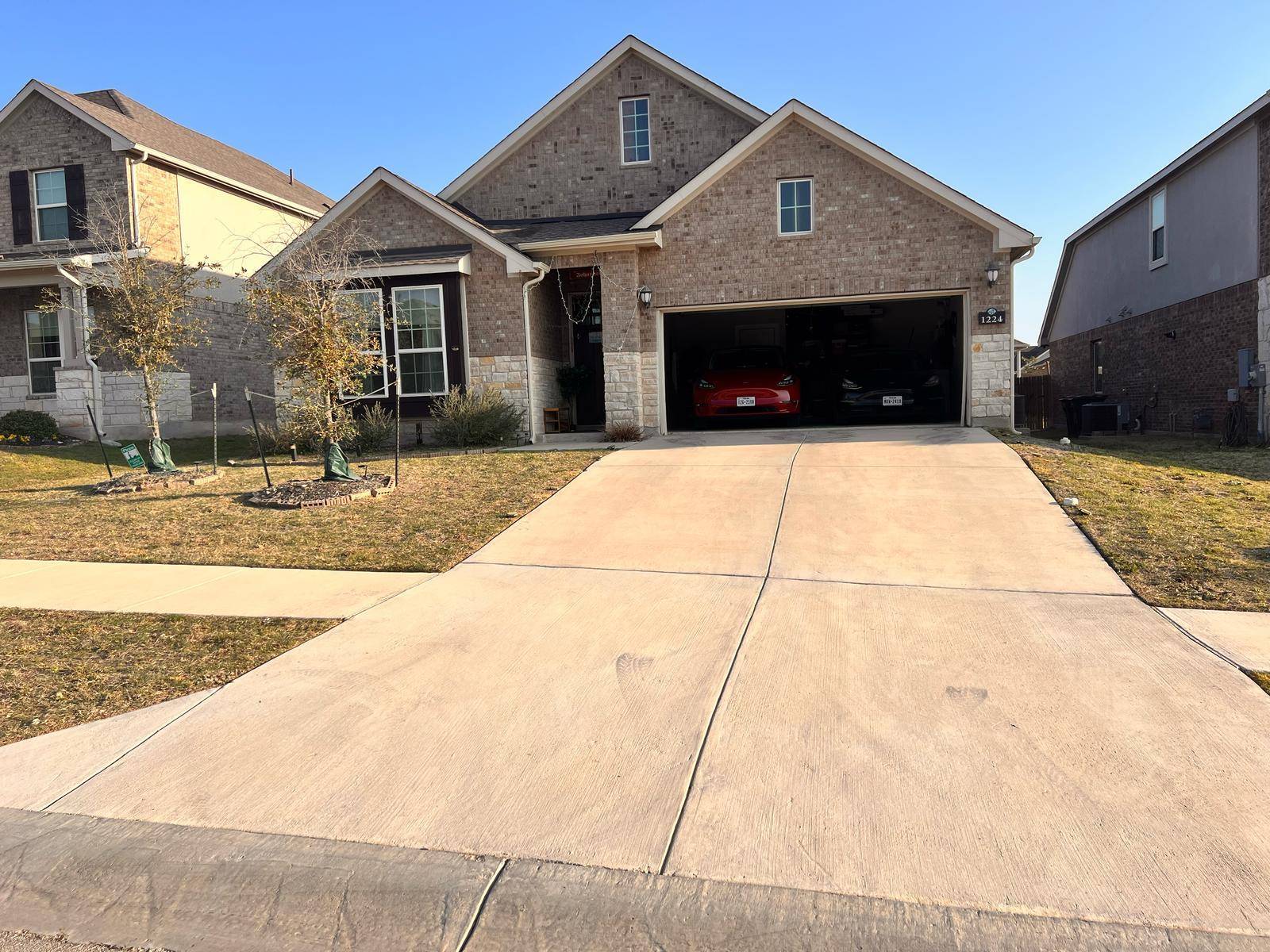 1224 Leaning Oak LN, Georgetown, TX 78628