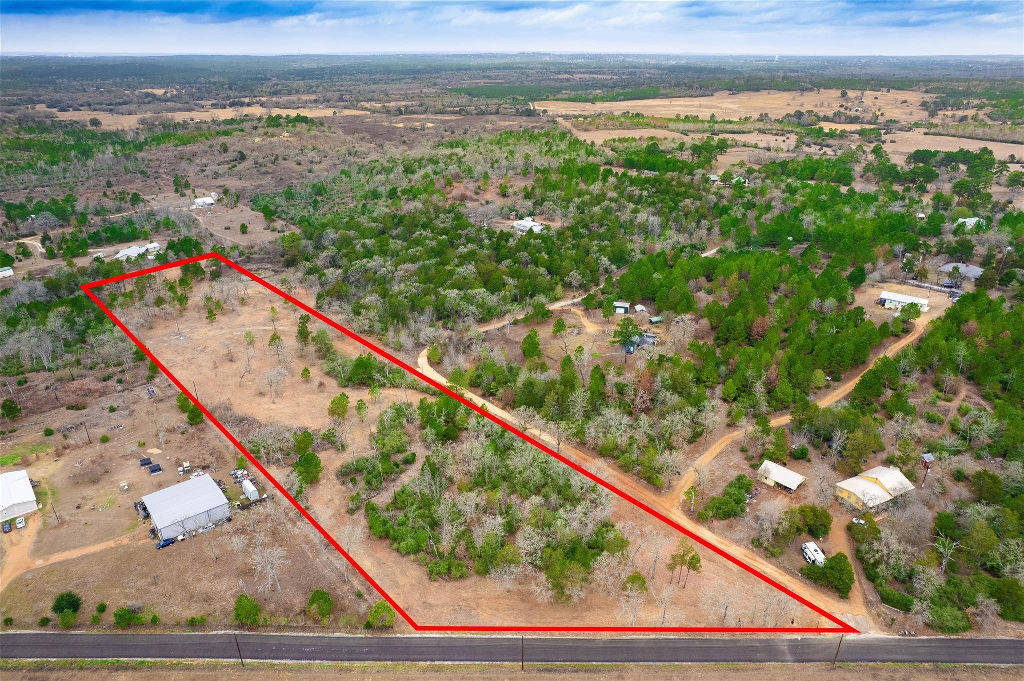 123 Abbey LN, Smithville, TX 78957