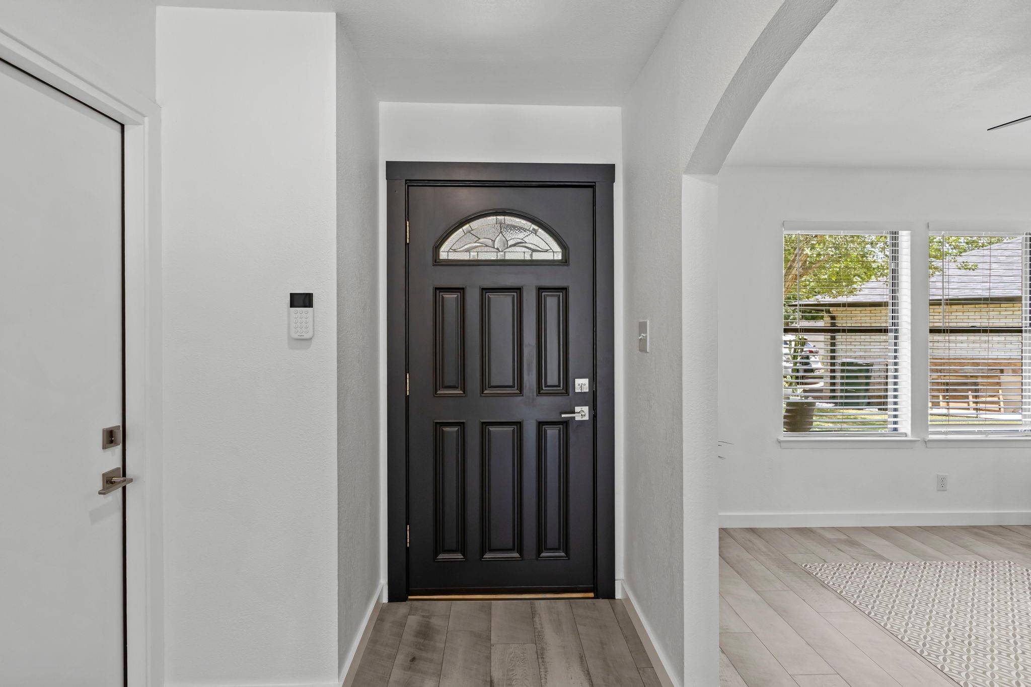 12101 Missel Thrush CT, Austin, TX 78750