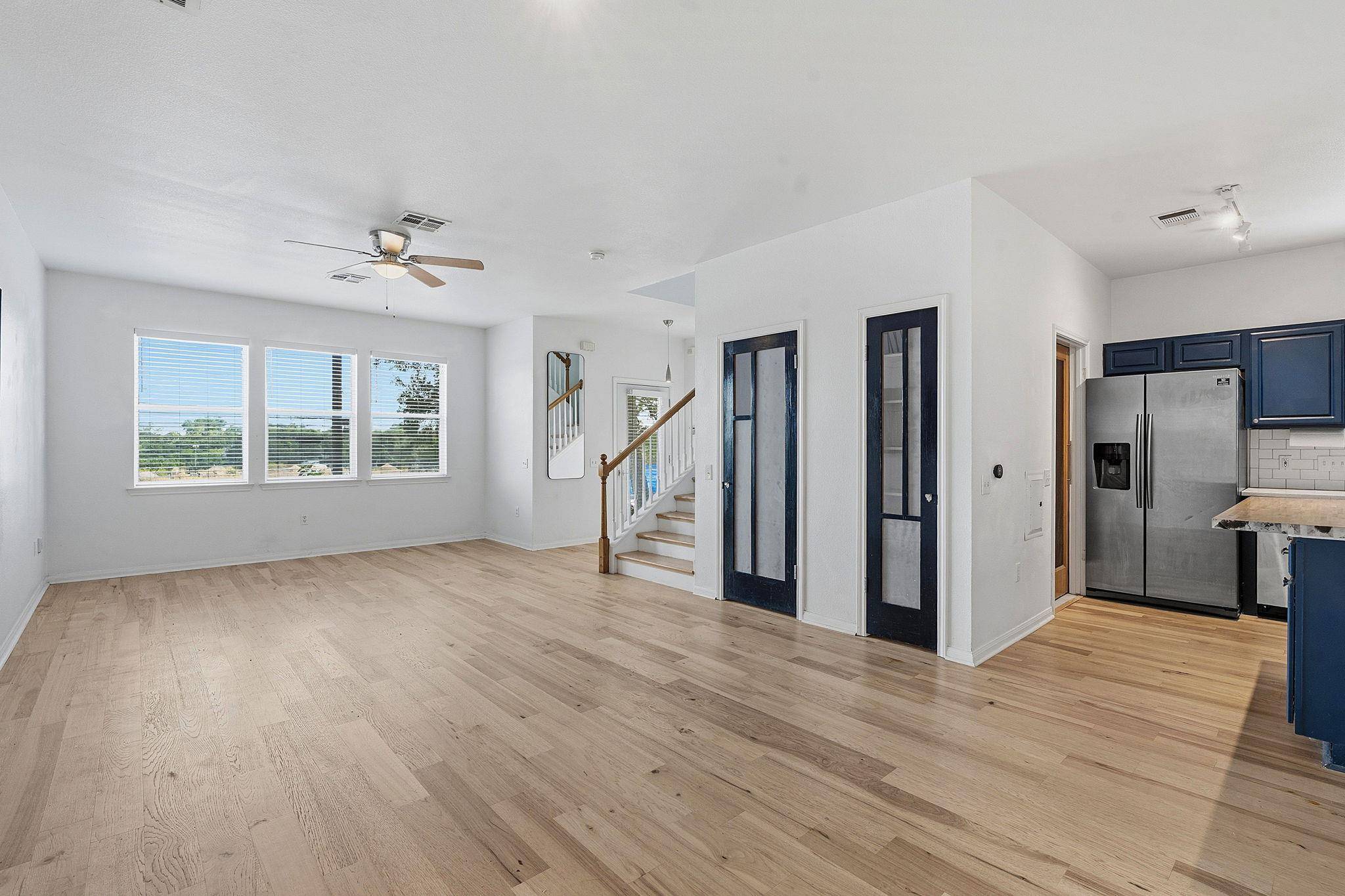 2720 Oak Springs DR, Austin, TX 78702