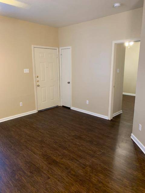 3003 WHISPER OAKS LN #B, Georgetown, TX 78628