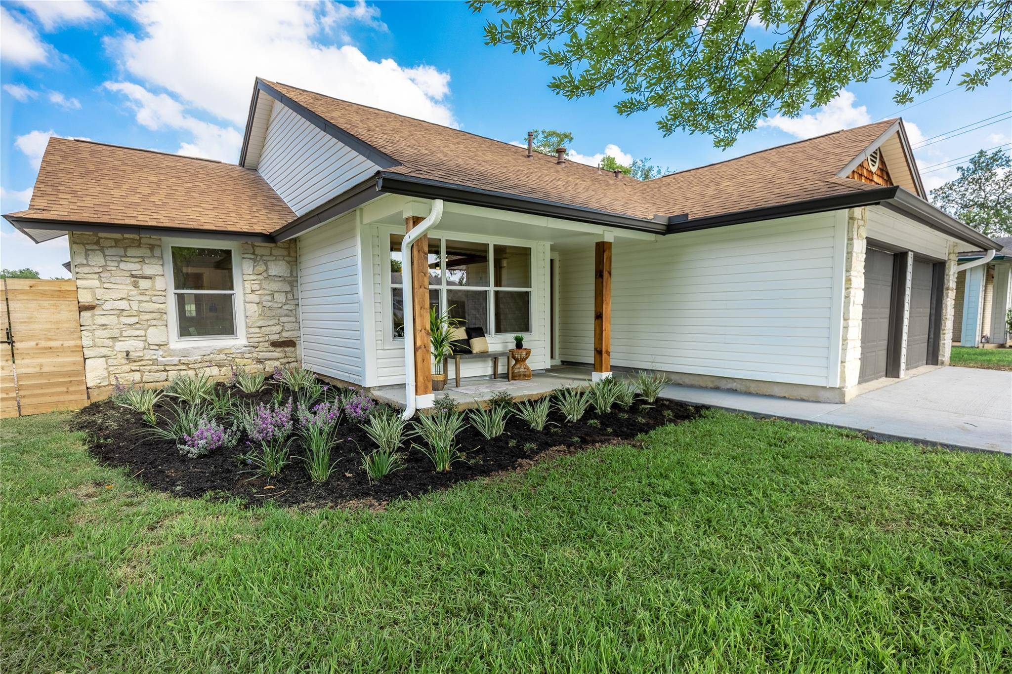 9911 Woodshire DR, Austin, TX 78748