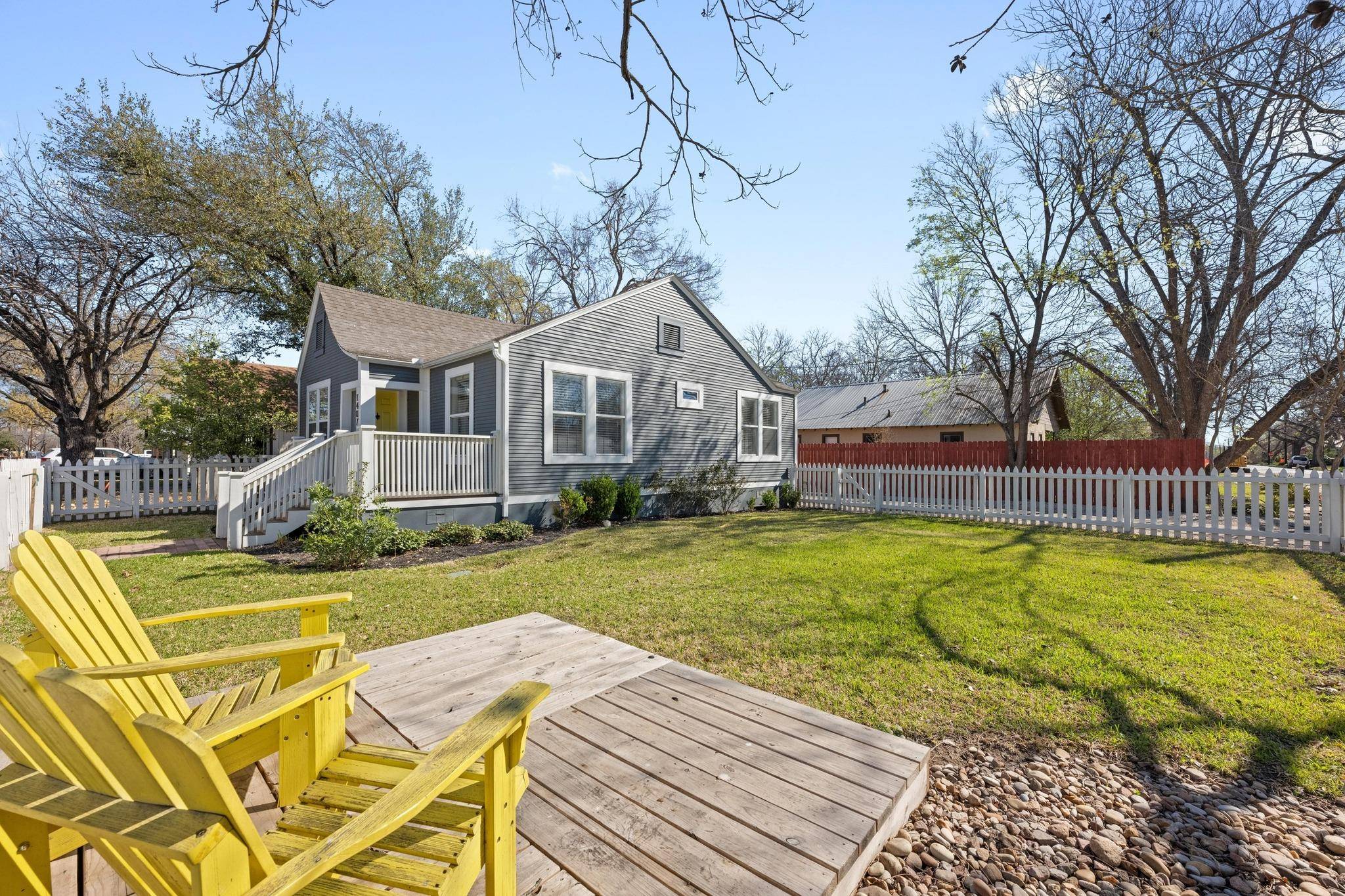 1407 S Myrtle ST, Georgetown, TX 78626