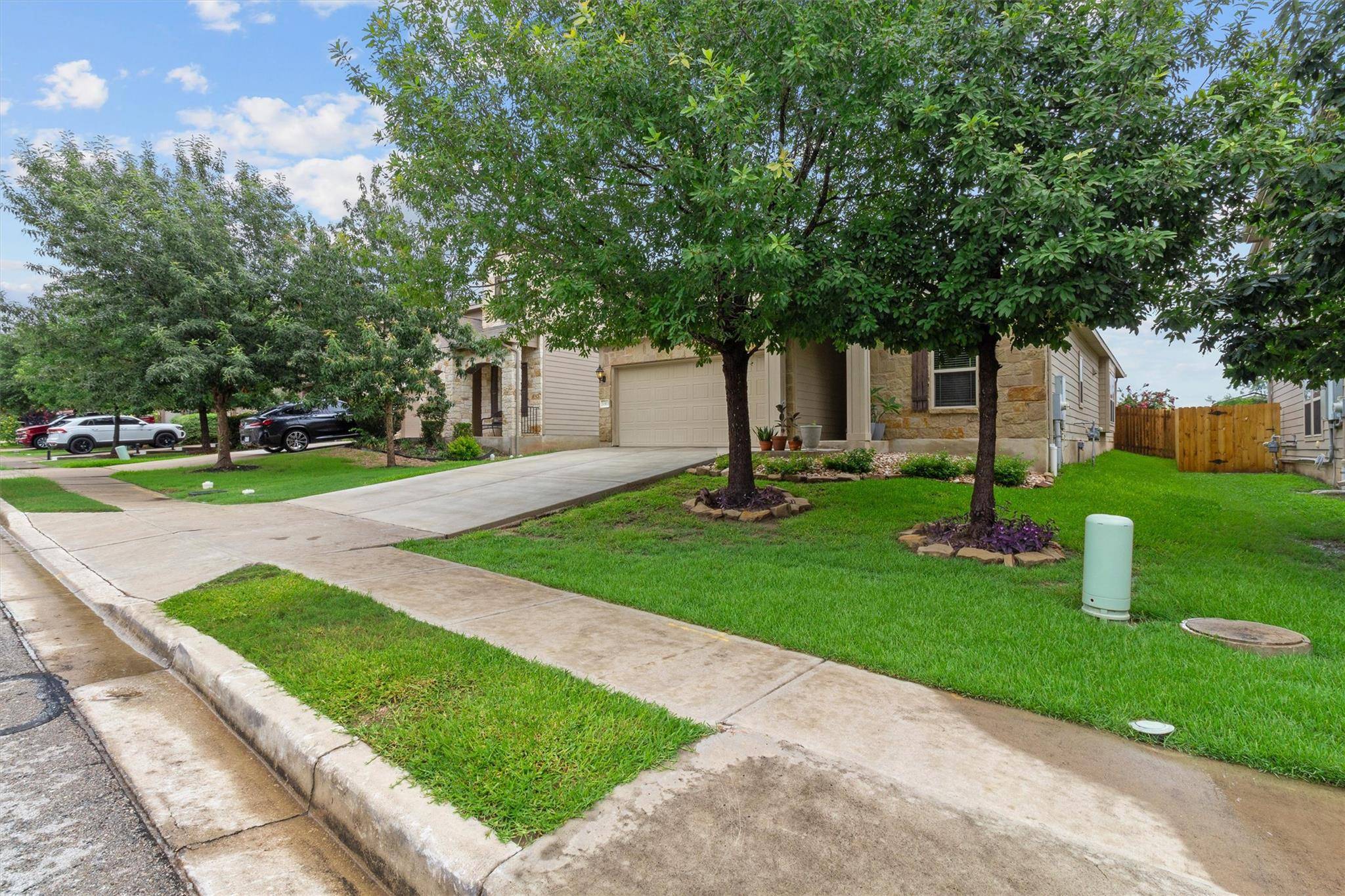 10413 Crescendo LN, Austin, TX 78747