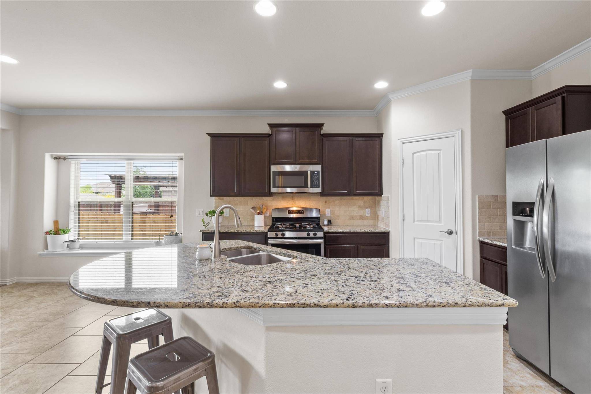 10413 Crescendo LN, Austin, TX 78747