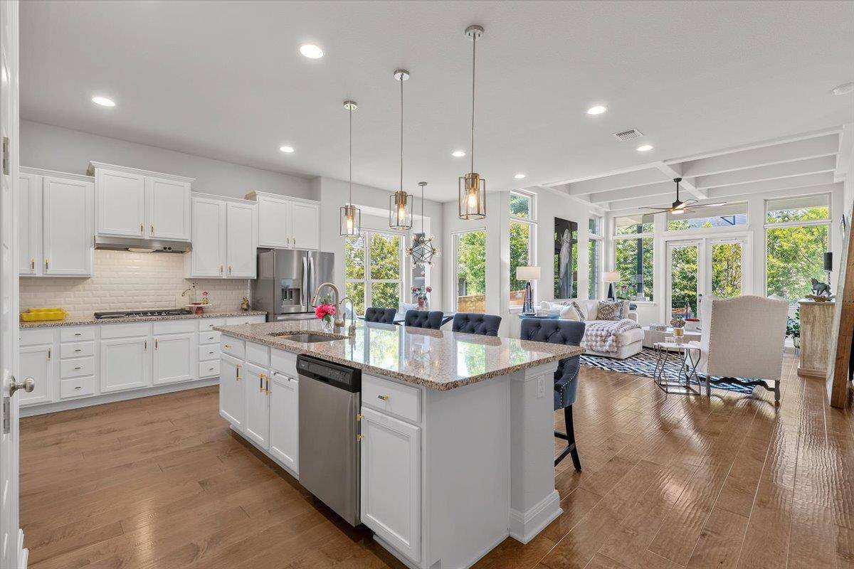 1300 Deering Creek DR, Leander, TX 78641