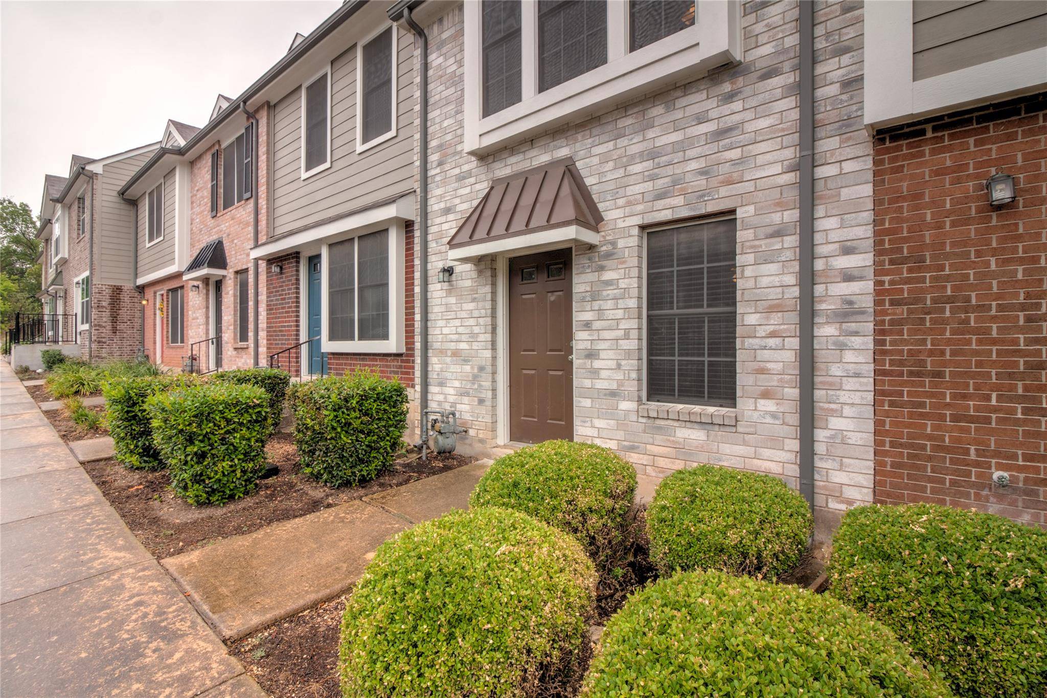 202 S College ST #2, Georgetown, TX 78626