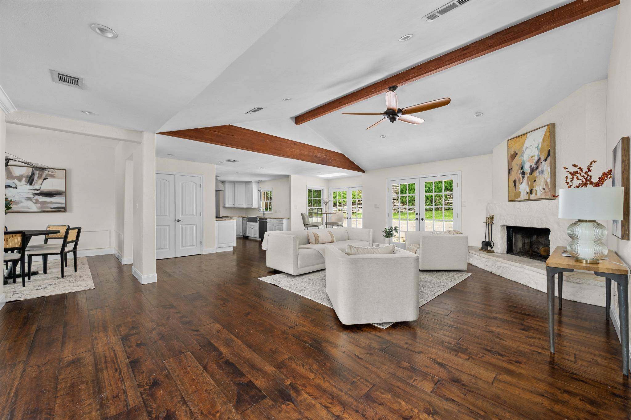 3405 Cascadera DR, Austin, TX 78731