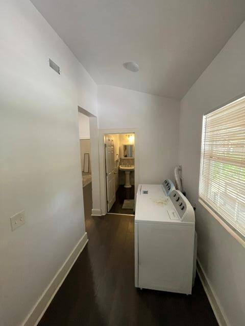 907 E 3rd ST, Austin, TX 78702