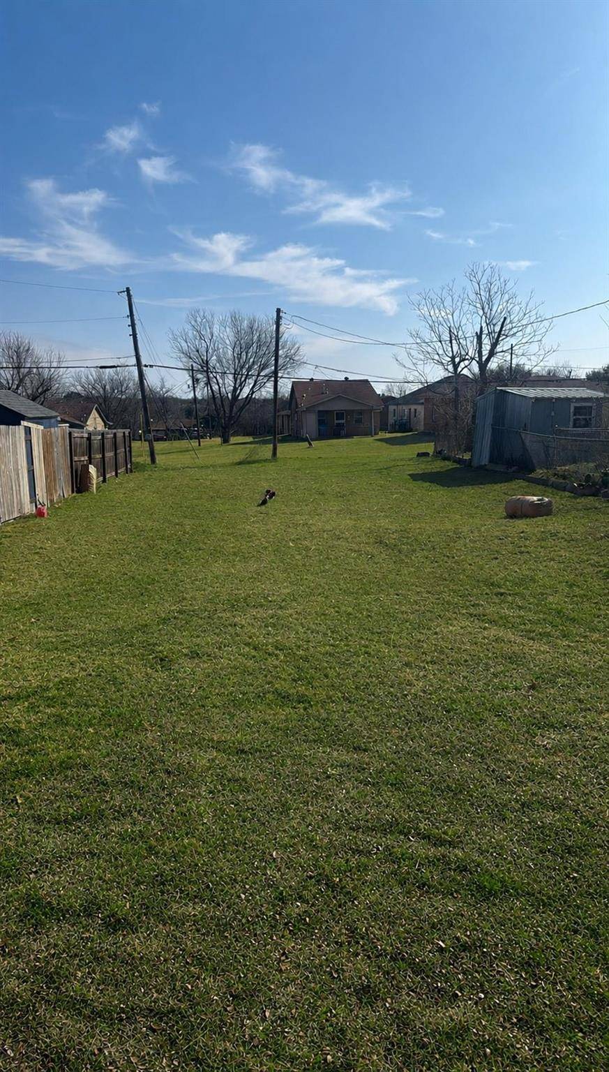 708 Washburn ST, Taylor, TX 76574