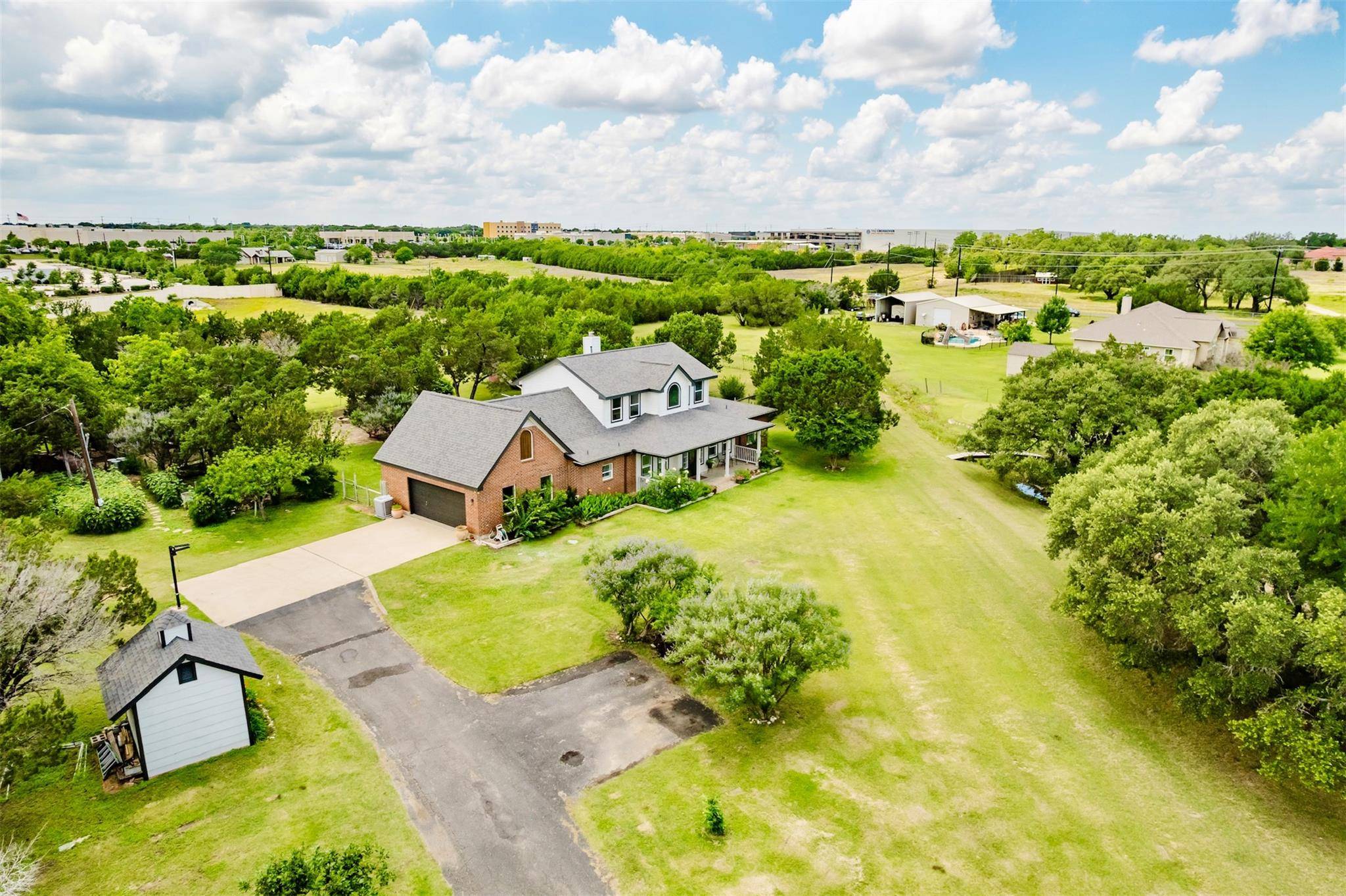 121 Lakewood TRL, Leander, TX 78641
