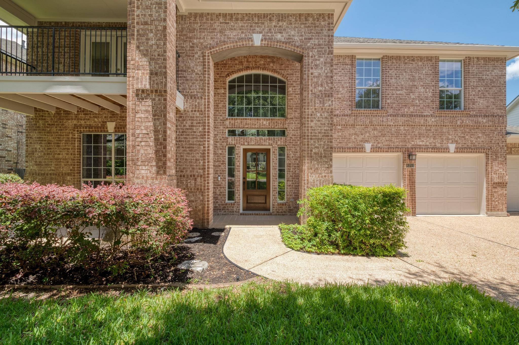 8311 Lofty LN, Round Rock, TX 78681