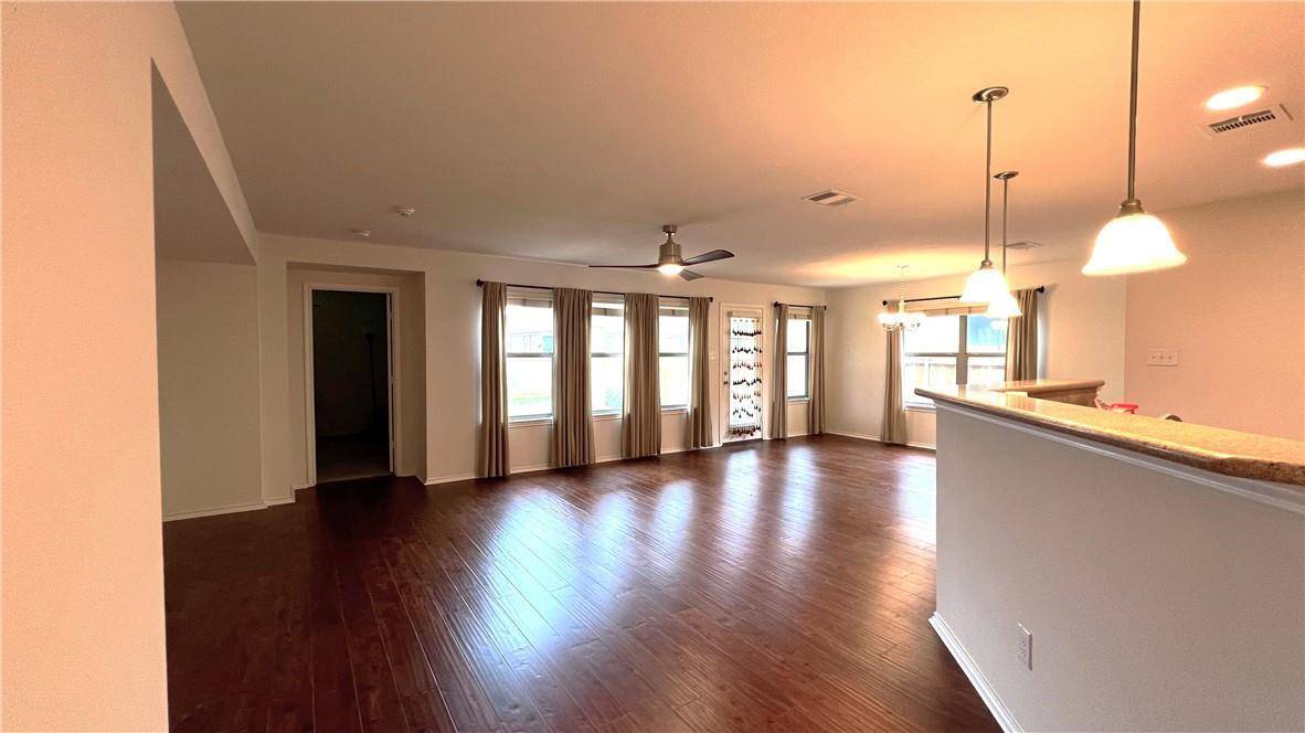 813 Oatmeal DR, Pflugerville, TX 78660