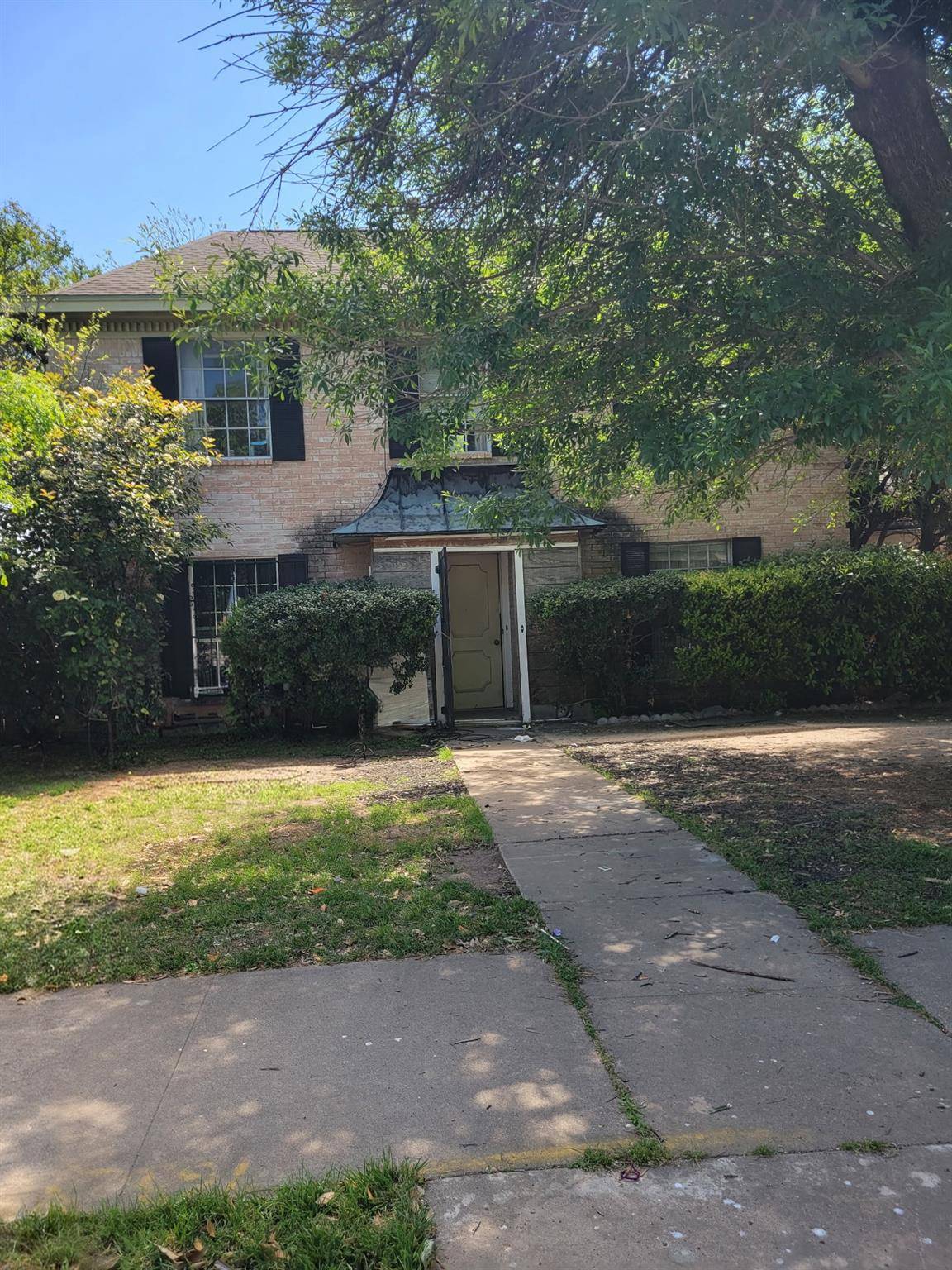 9711 Parkfield DR, Austin, TX 78758