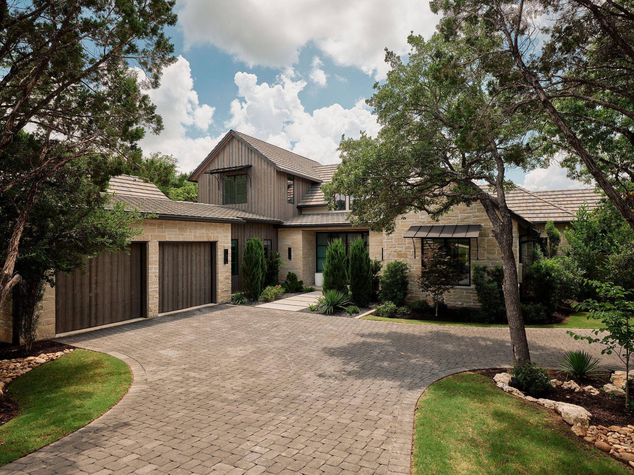 4320 Amarra DR #1, Austin, TX 78735