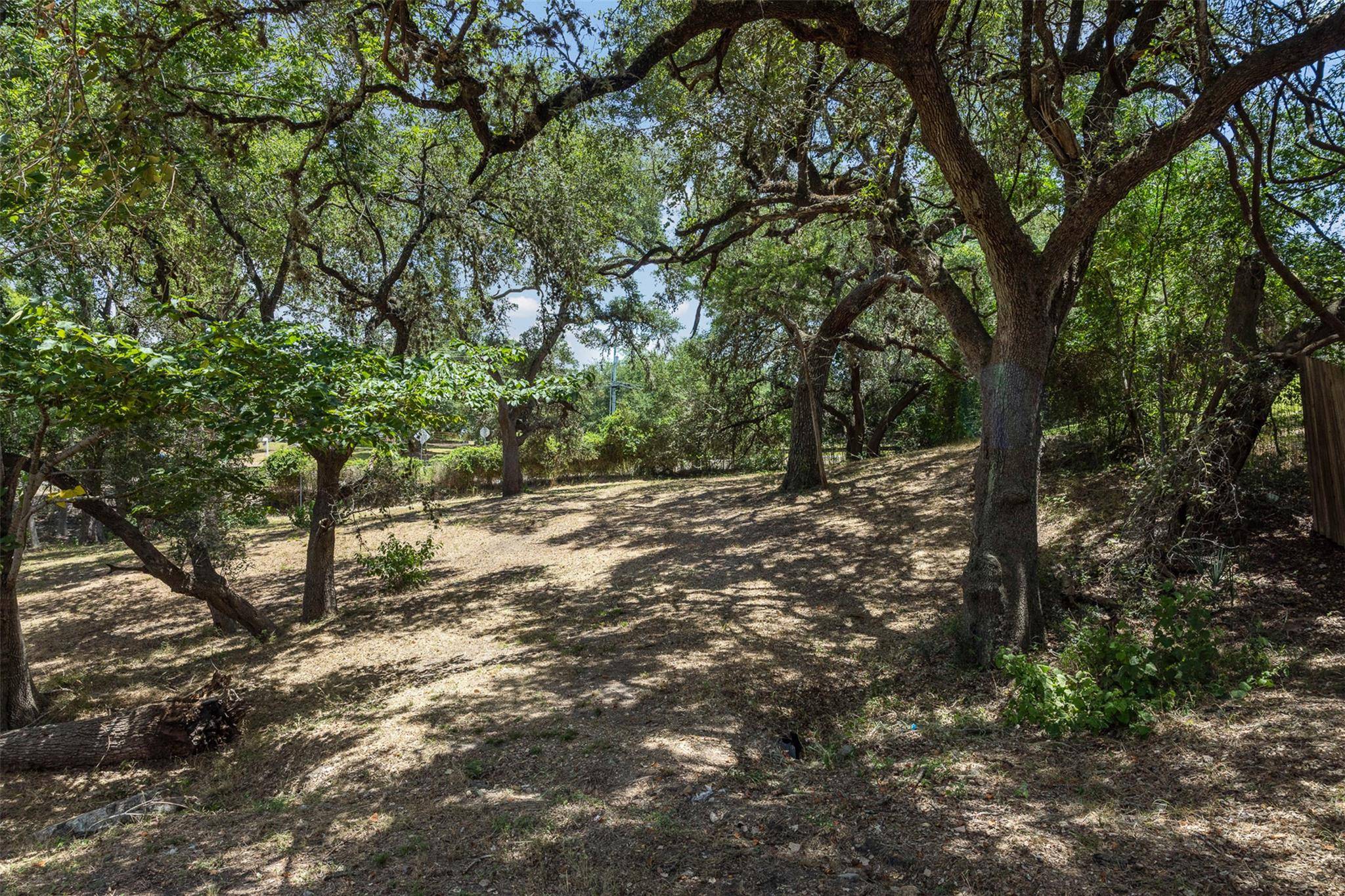 110 Kathleen Ave, La Grange, TX 78945