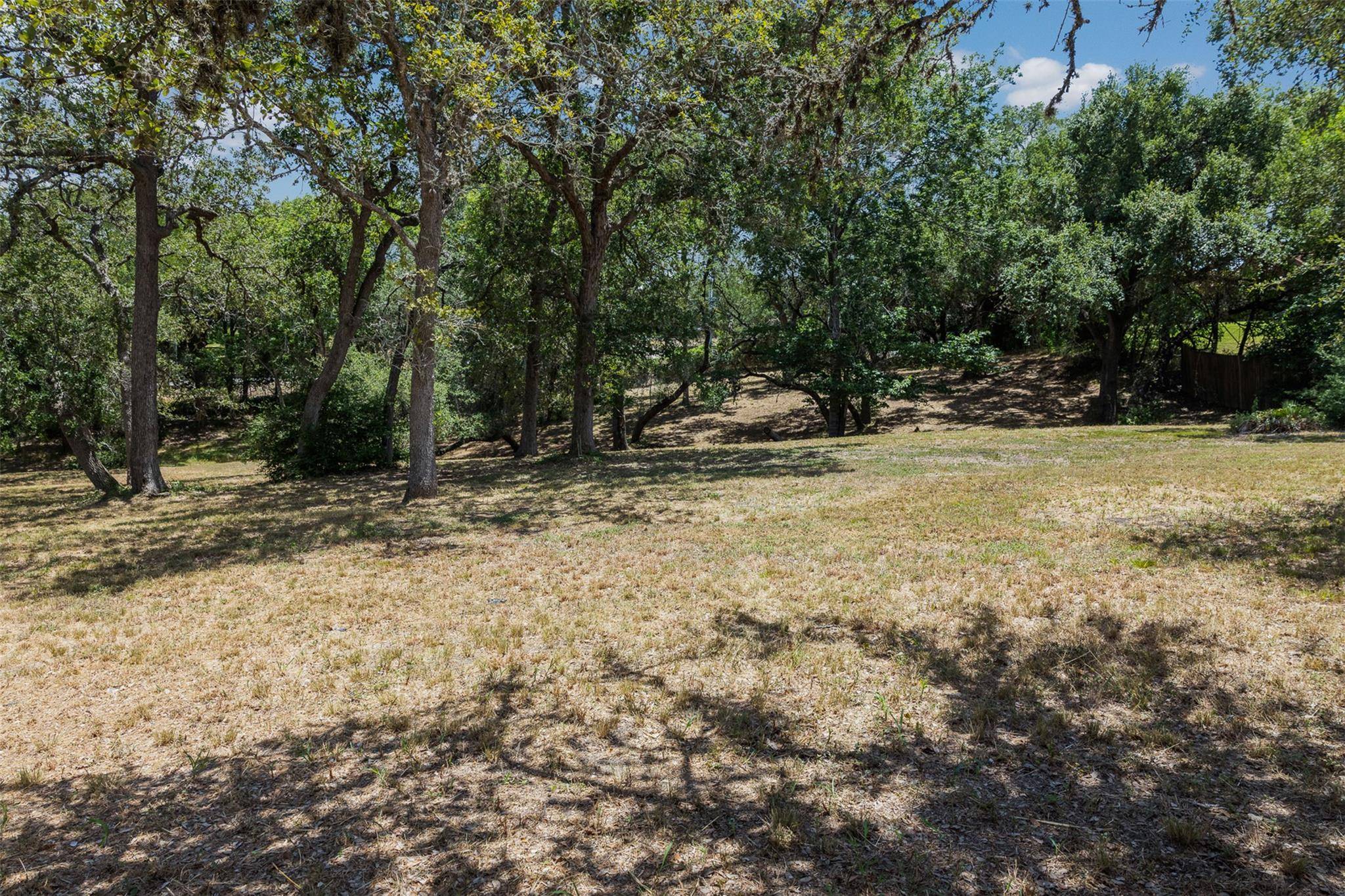 110 Kathleen Ave, La Grange, TX 78945