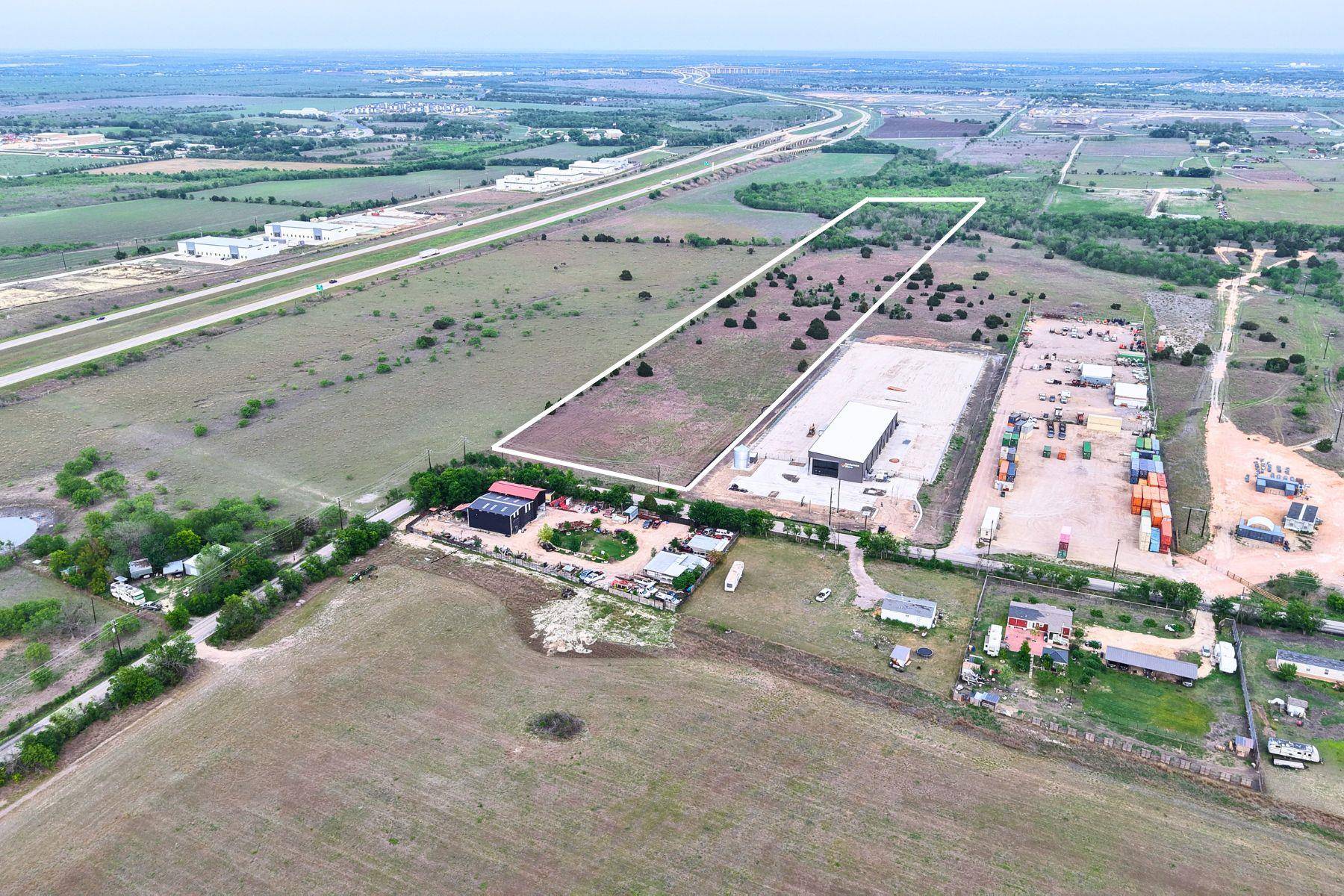 13023 Wright RD, Buda, TX 78610