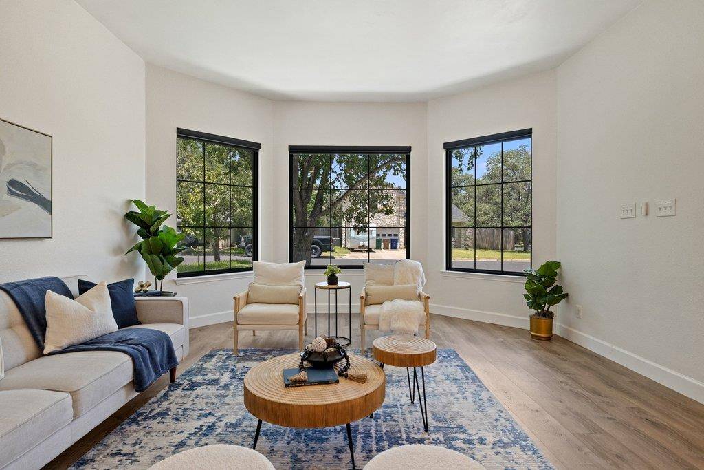 4304 Clarno DR, Austin, TX 78749
