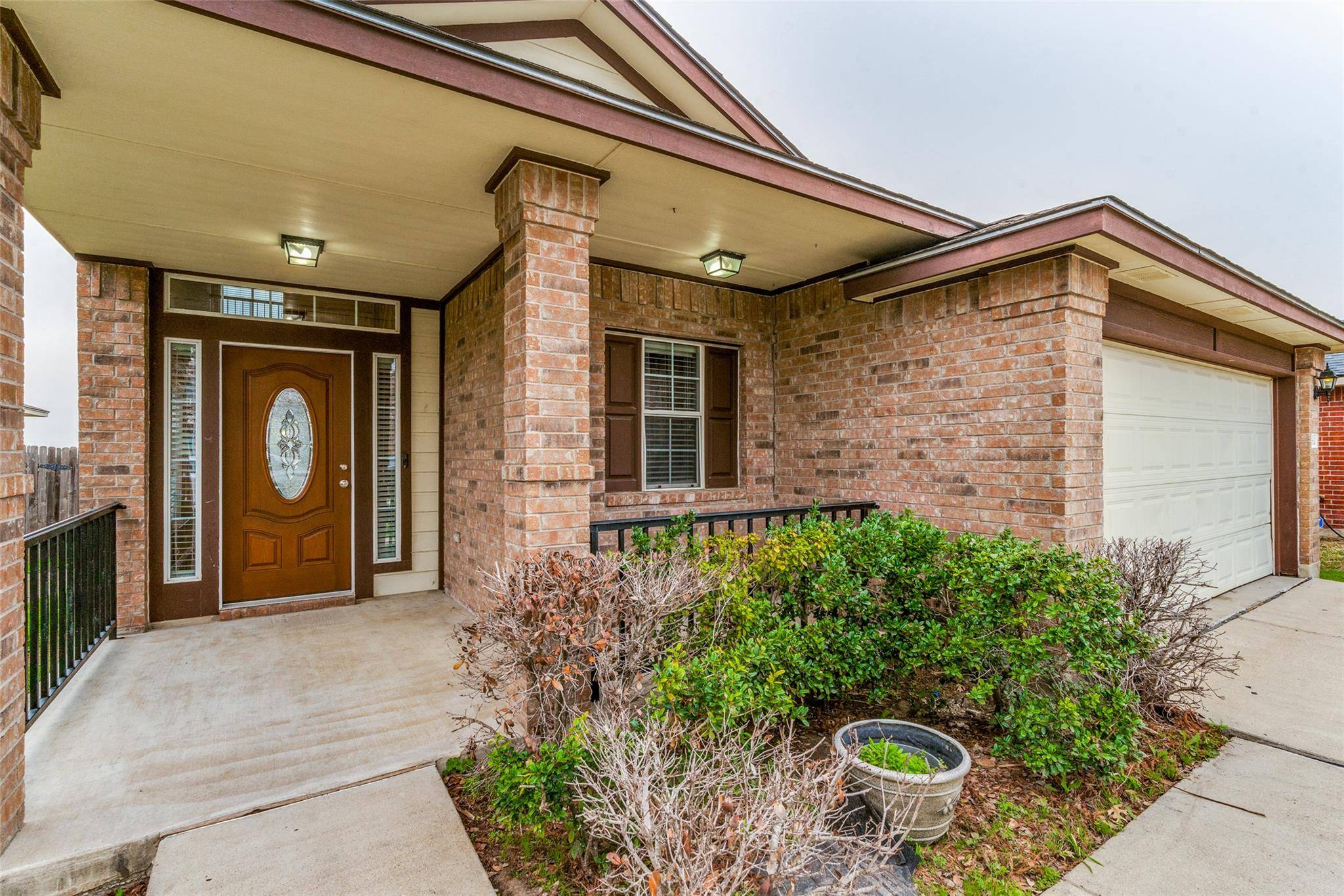 13620 Lyndon B Johnson ST, Manor, TX 78653