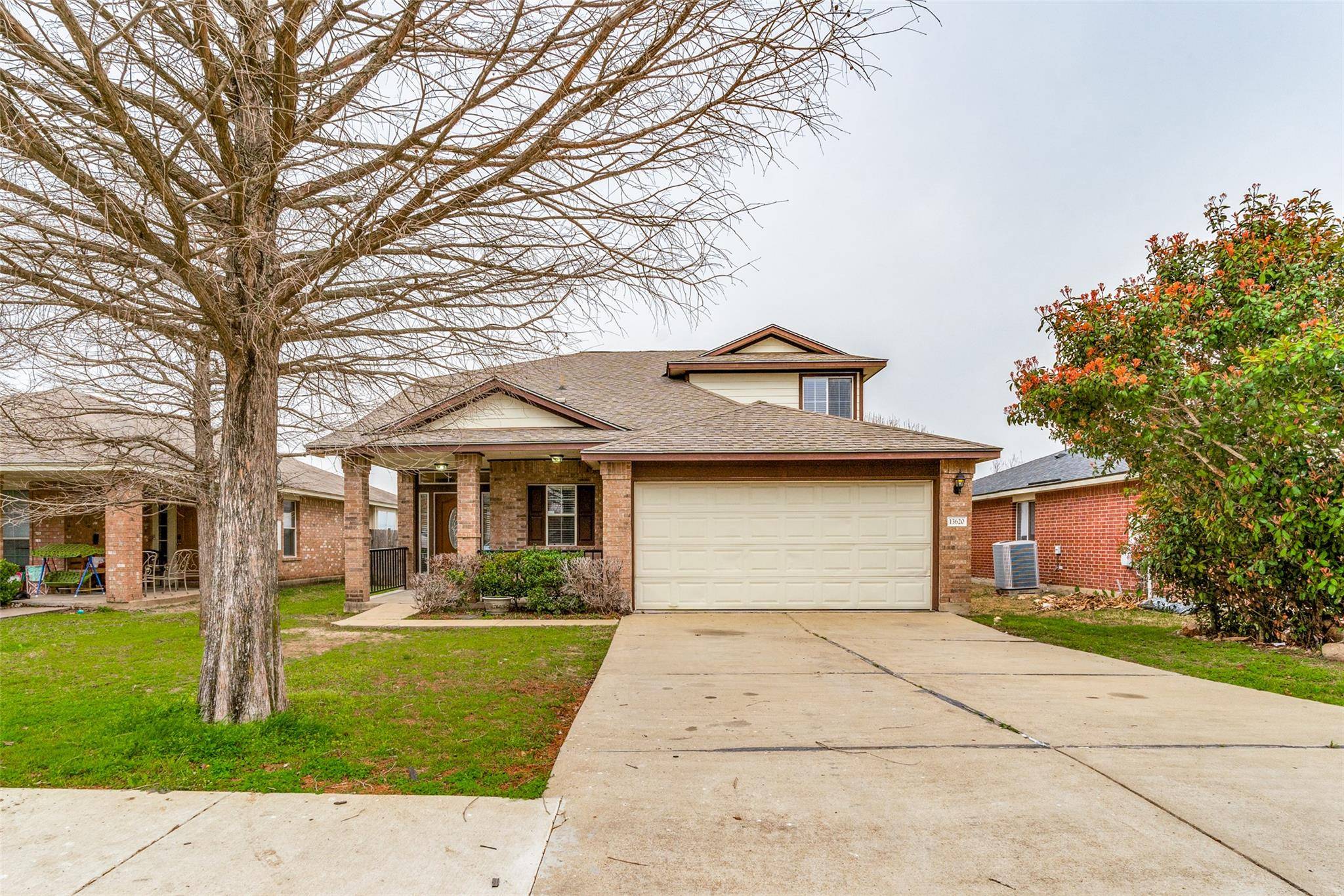 13620 Lyndon B Johnson ST, Manor, TX 78653