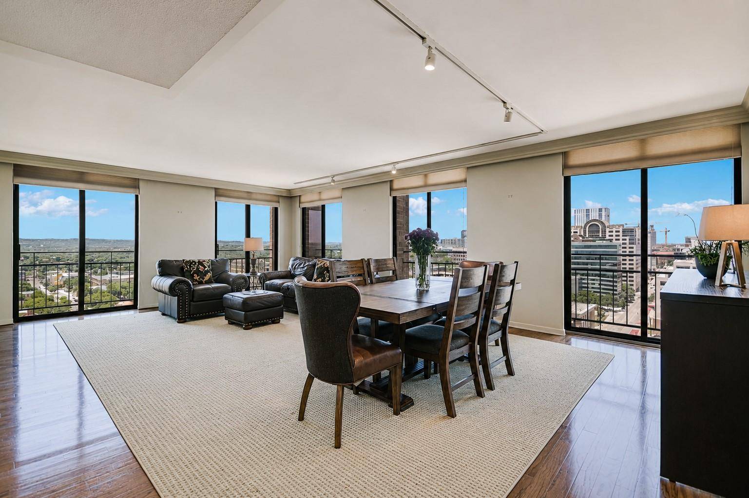 1122 Colorado ST #1902, Austin, TX 78701