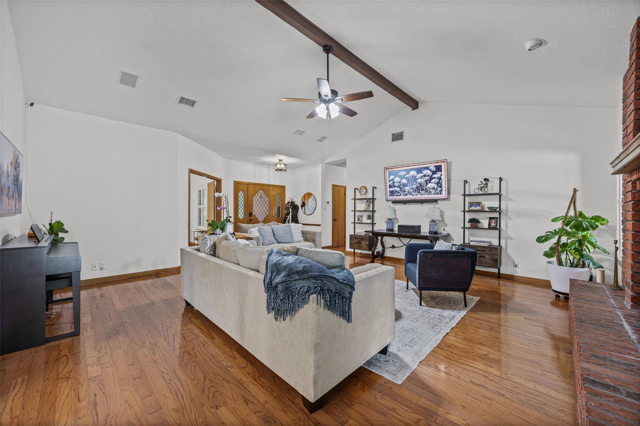 2000 Spinel RD, Pflugerville, TX 78660