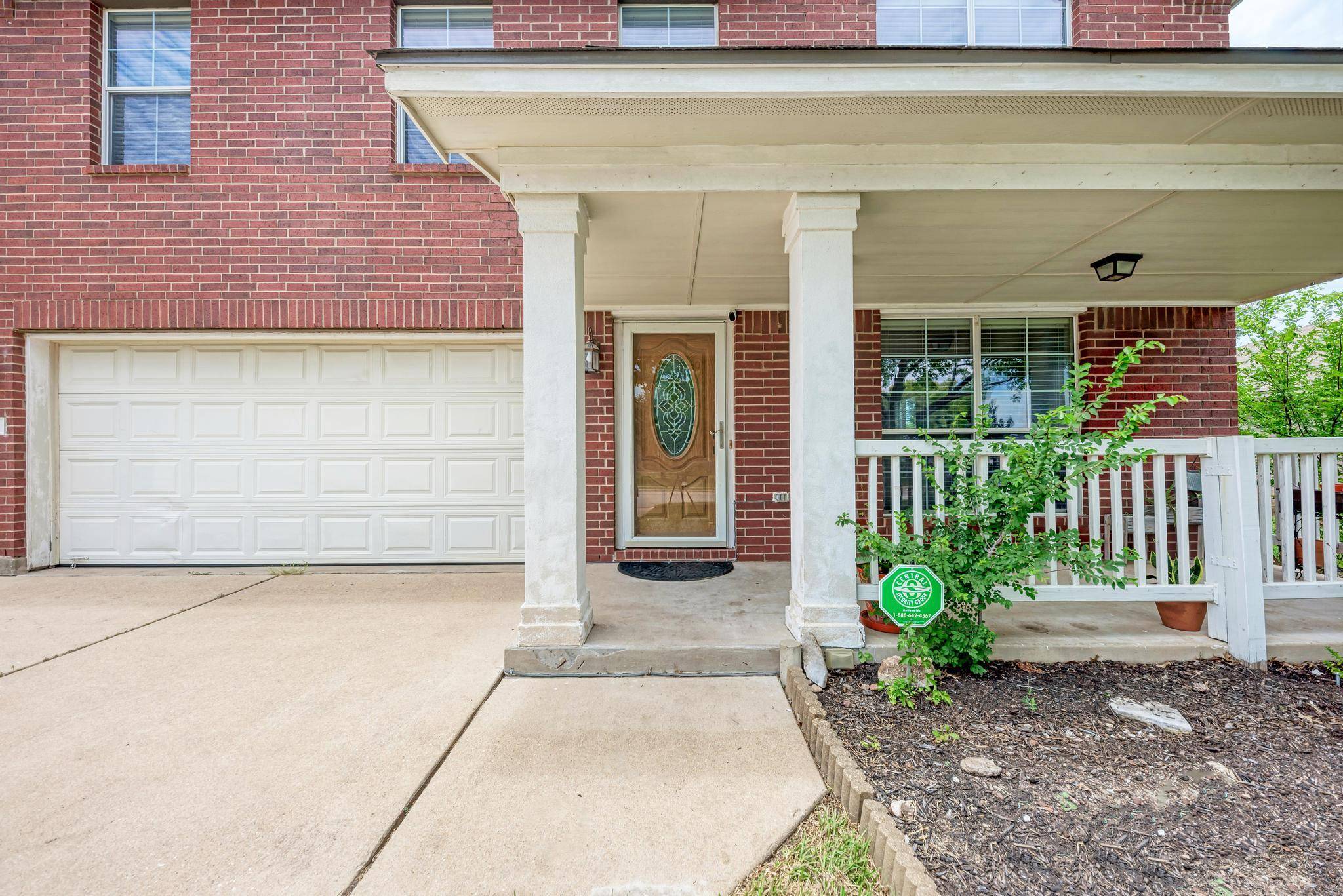 913 Whitley DR, Leander, TX 78641