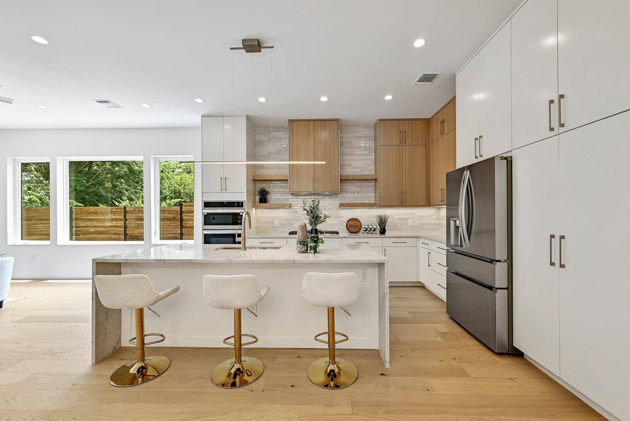 932 E 53rd ST, Austin, TX 78751