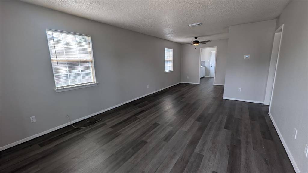 107 Beck ST #B, Florence, TX 76527