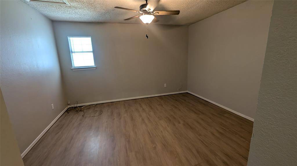 107 Beck ST #B, Florence, TX 76527