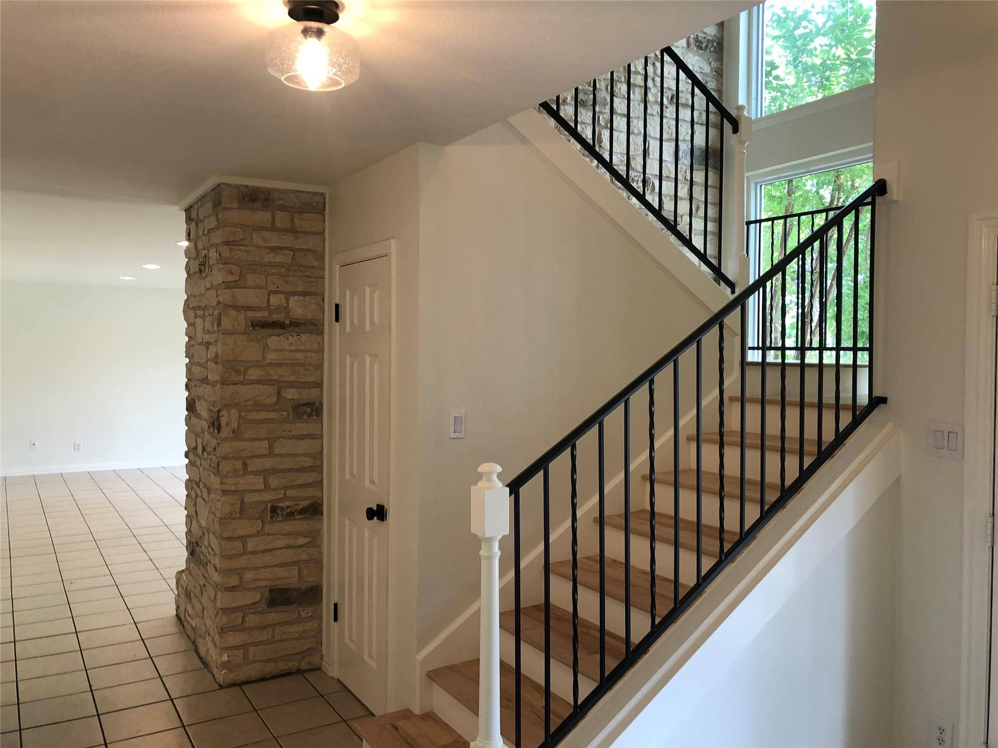809 Malabar ST, Lakeway, TX 78734