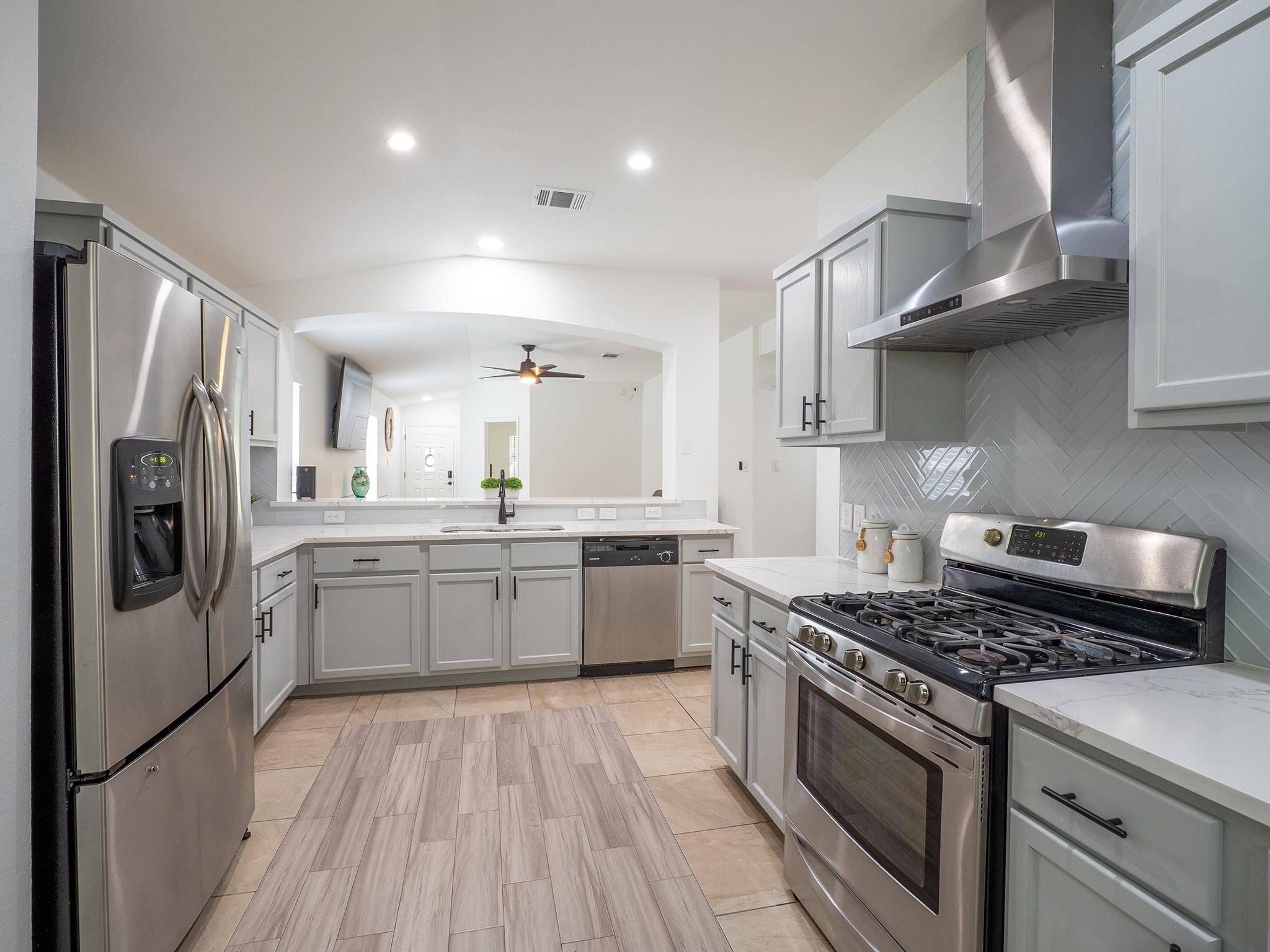3900 Sojourner ST, Austin, TX 78725