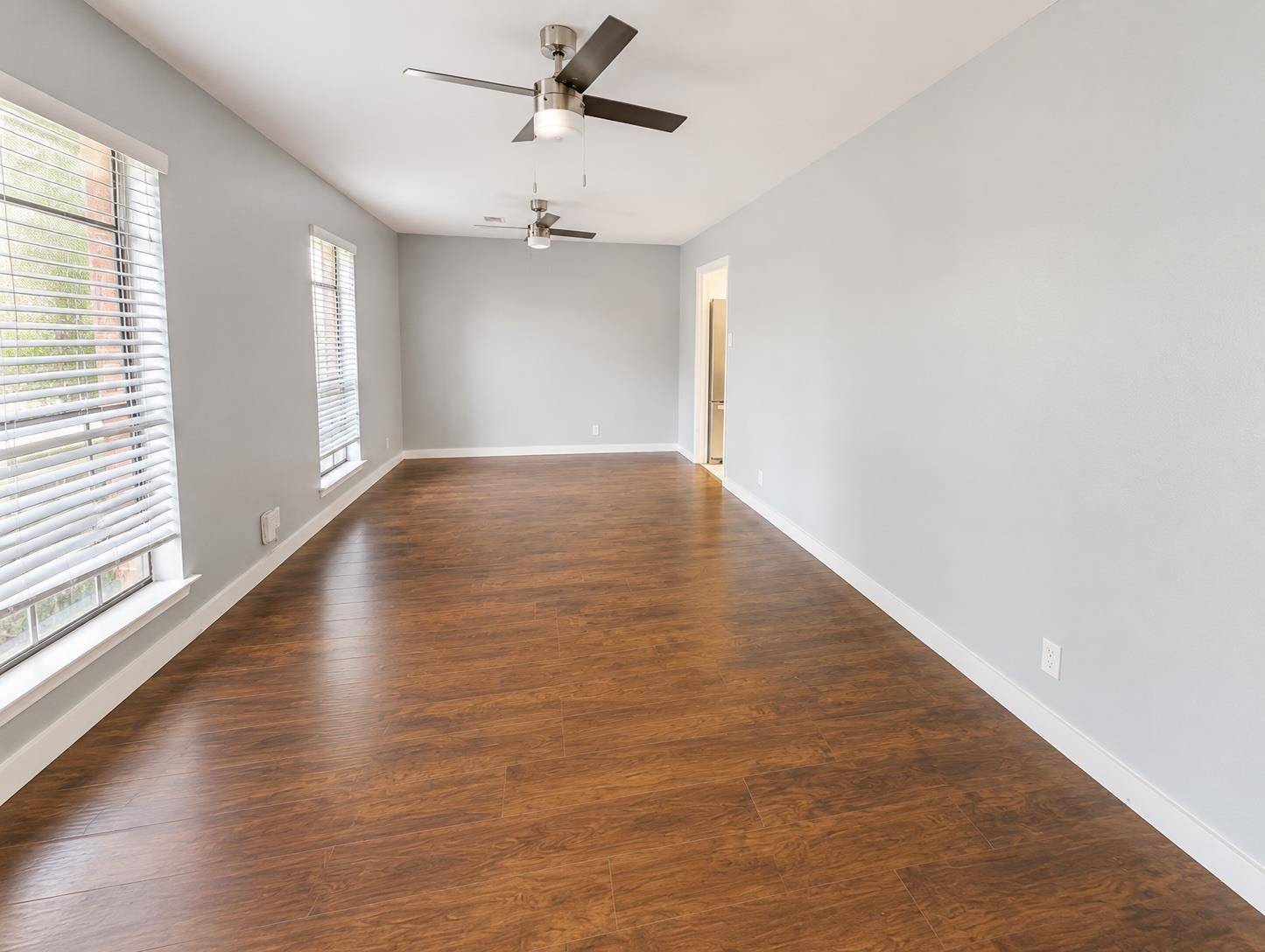 305 Starbright DR, Austin, TX 78745