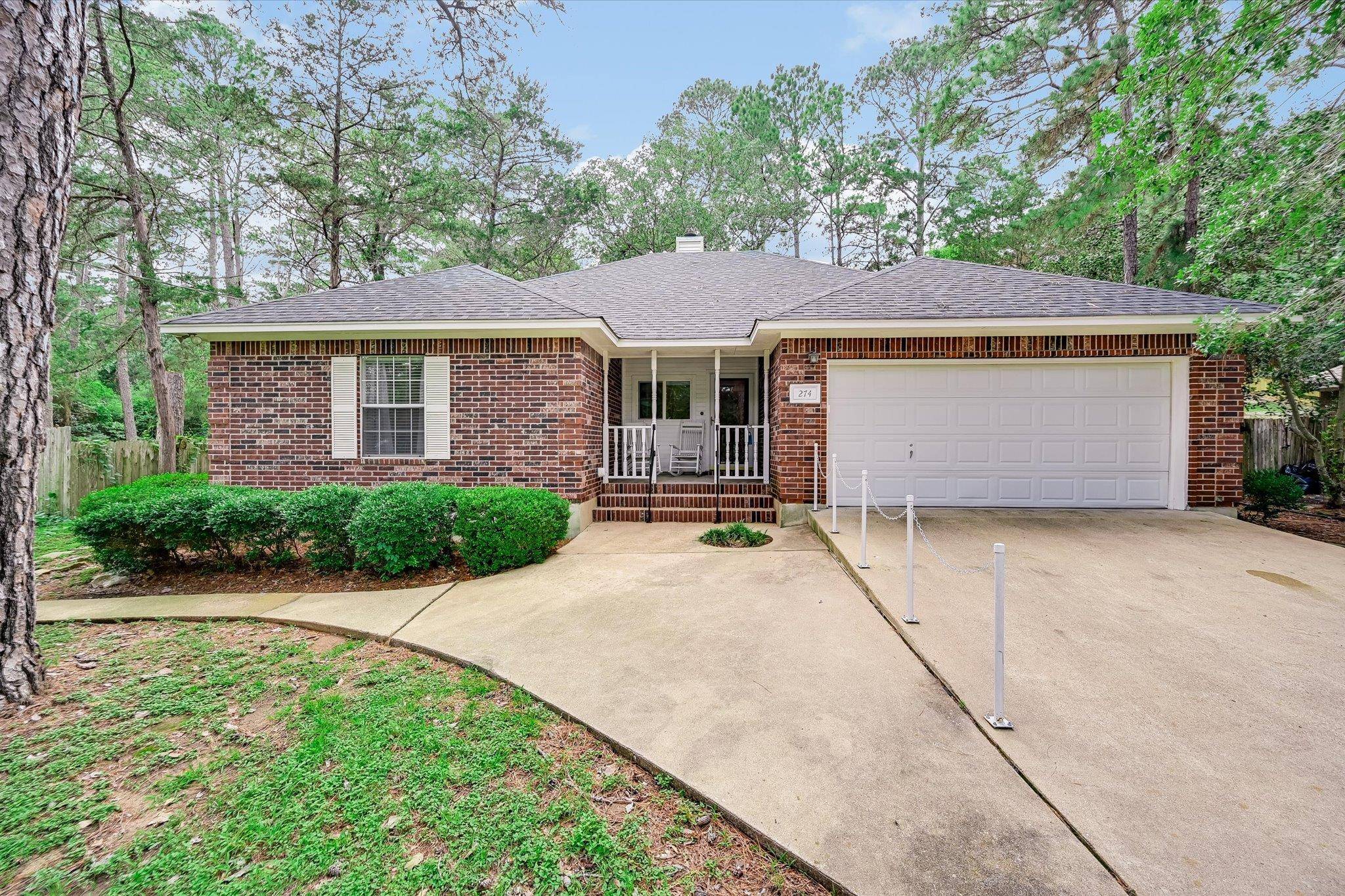 274 Akaloa DR, Bastrop, TX 78602