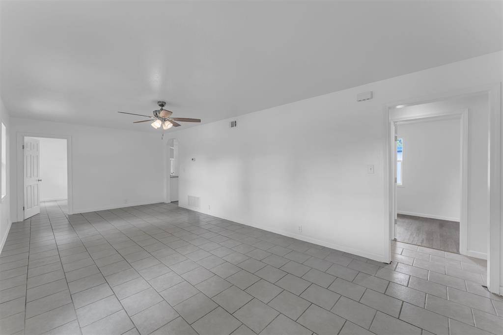 1002 S Pierce ST, Burnet, TX 78611