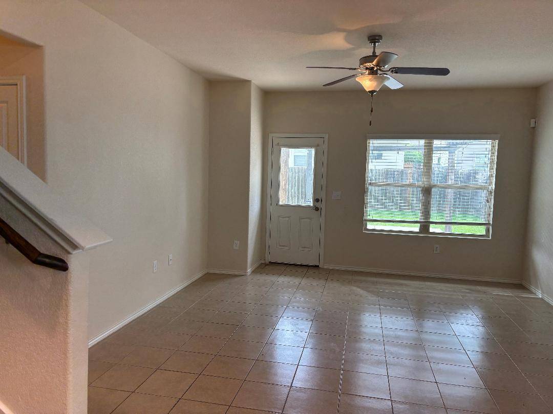 3804 NW Alpine Autumn DR, Austin, TX 78744