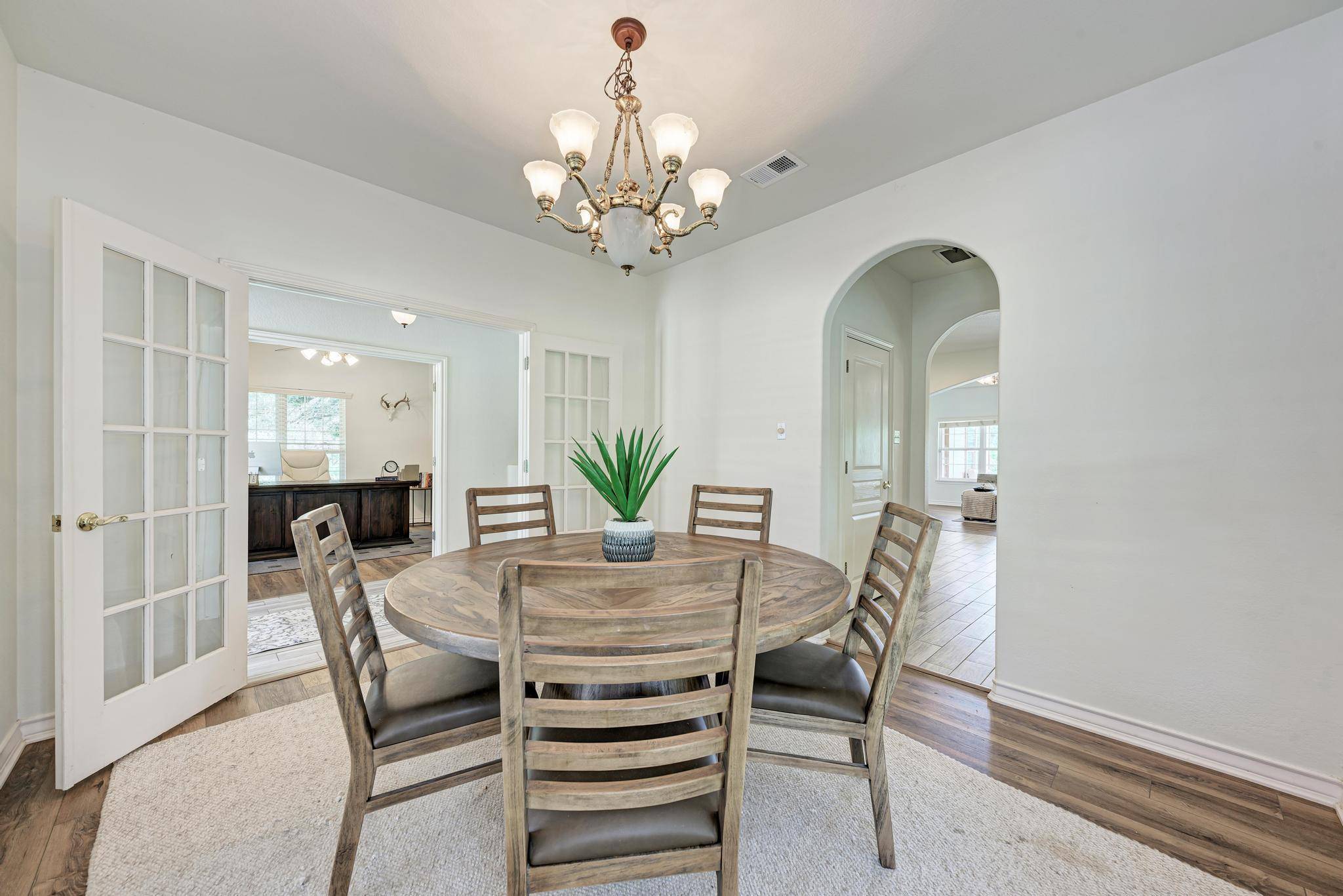 480 Mustang Mesa, Liberty Hill, TX 78642
