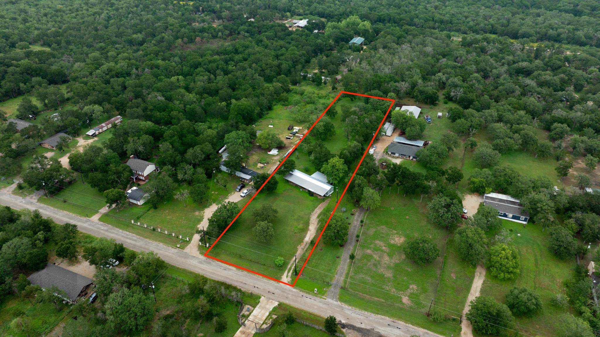 288 The Forest RD, Dale, TX 78616