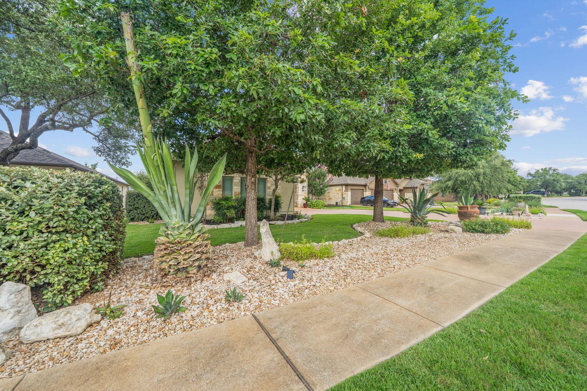 2021 Harvest Dance DR, Leander, TX 78641