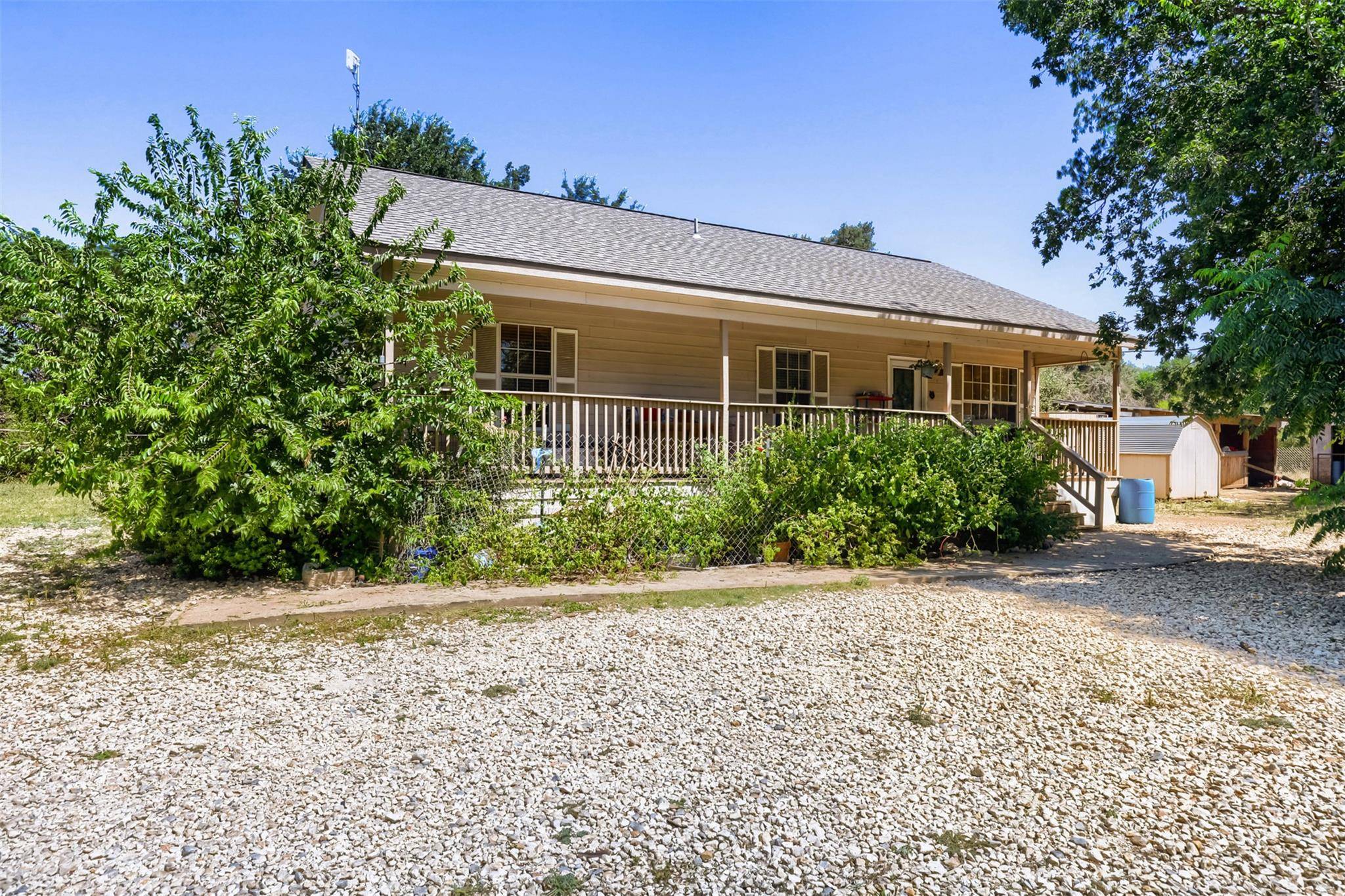 5401 County Road 200, Liberty Hill, TX 78642