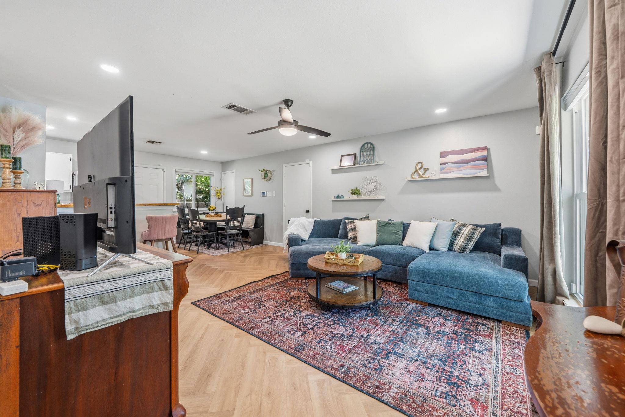 705 Dulwich ST, Austin, TX 78748