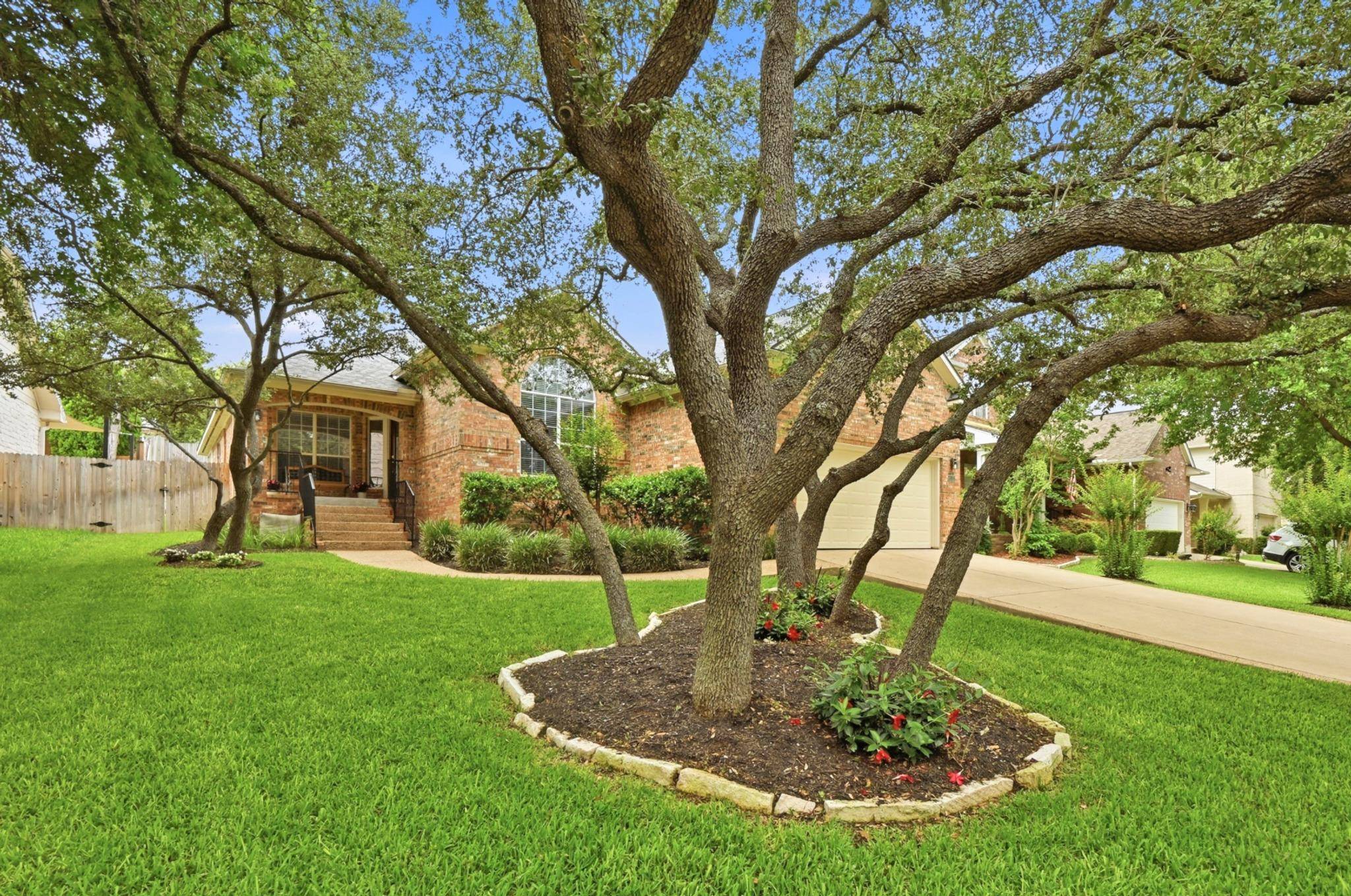 12909 Majestic Oaks DR, Austin, TX 78732